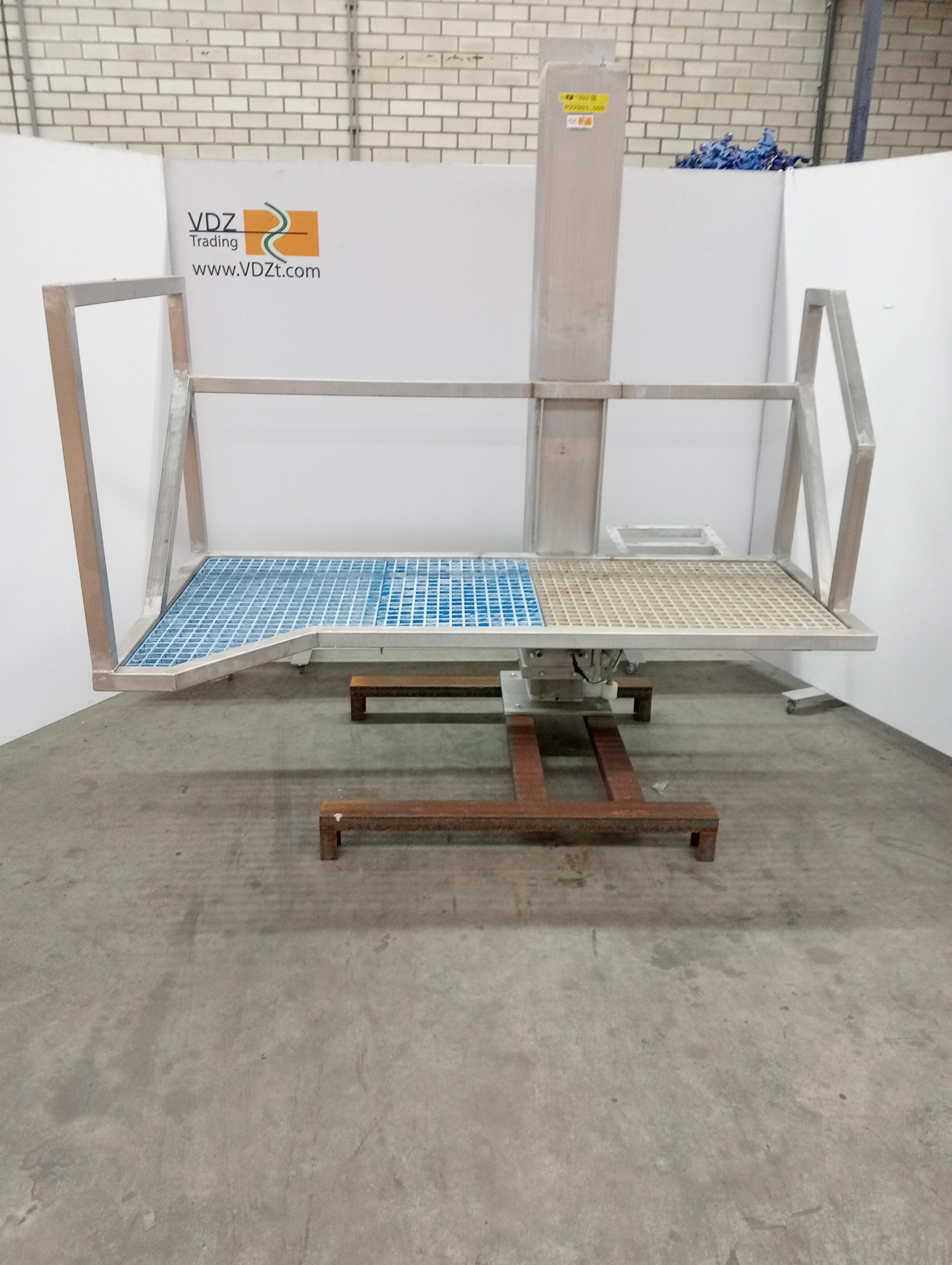 Used Movable platform