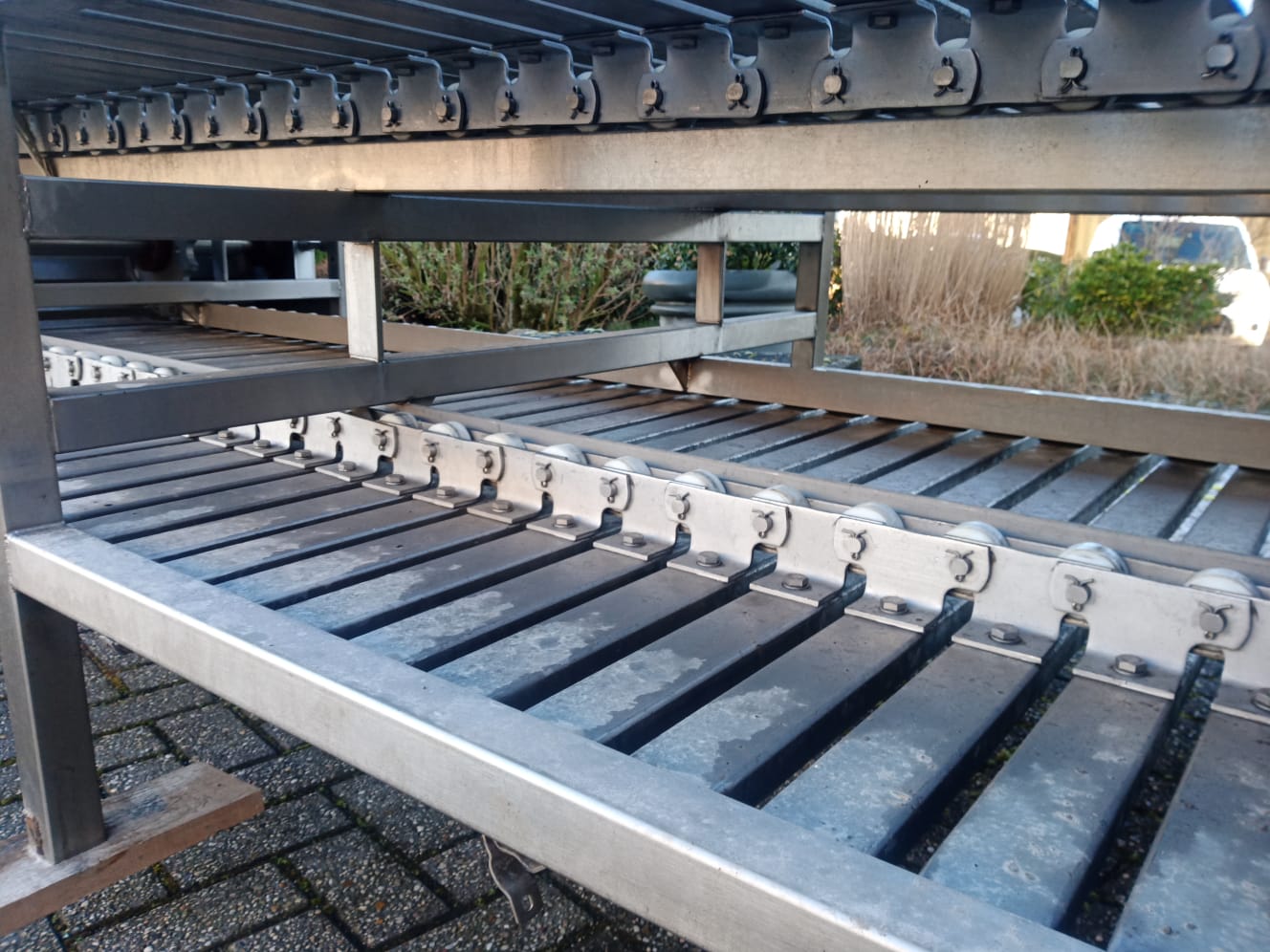 Used Gambrelling table