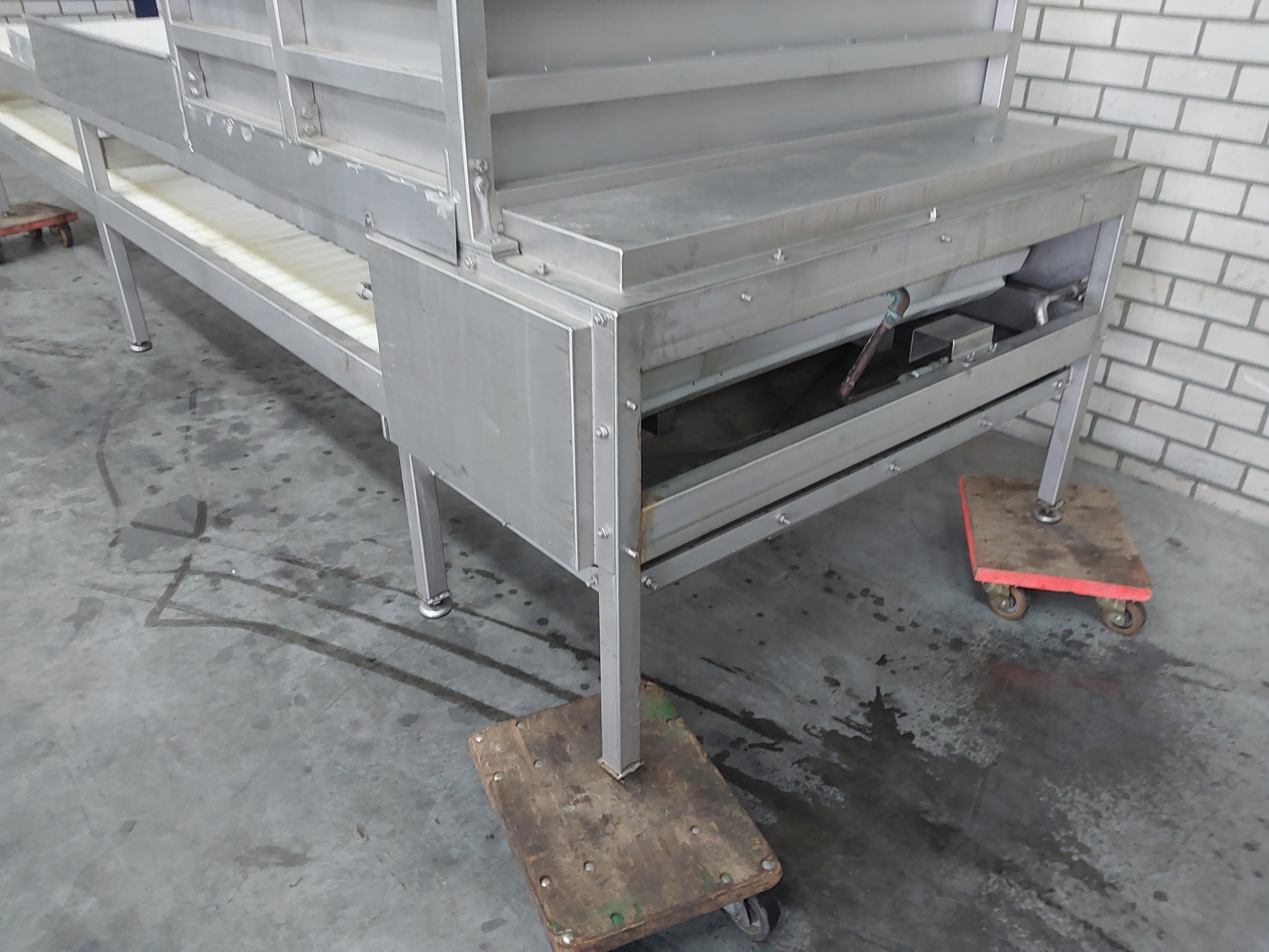 Used Gambrelling - Rehanging table