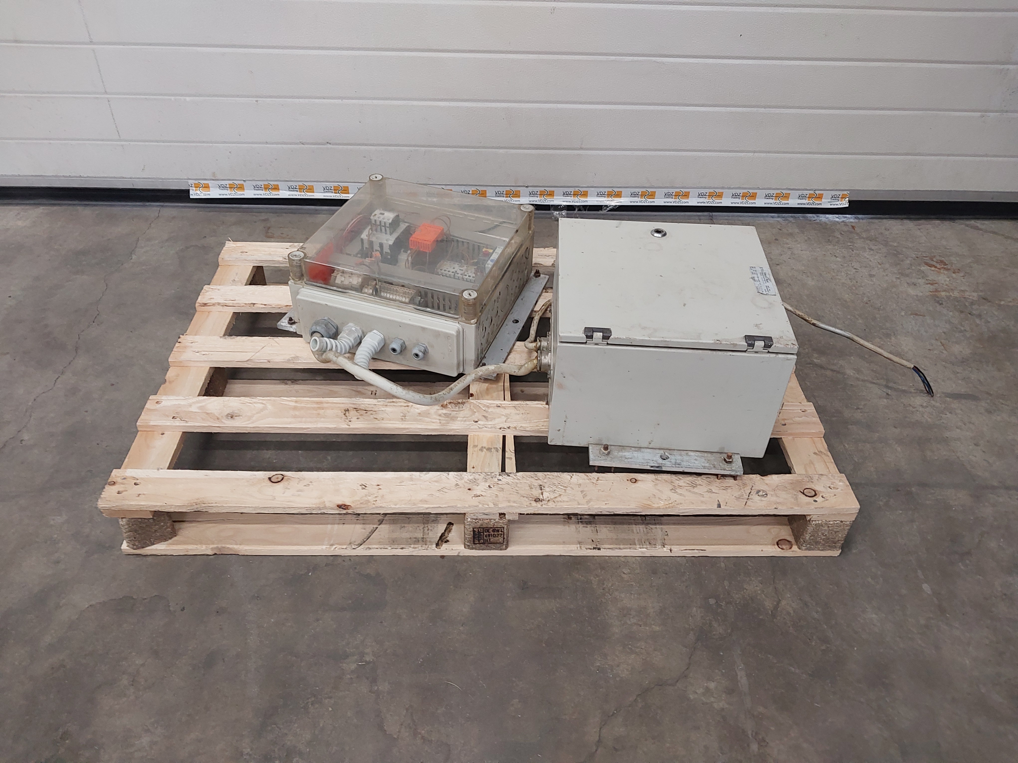 Used Transformer and control box for 42V