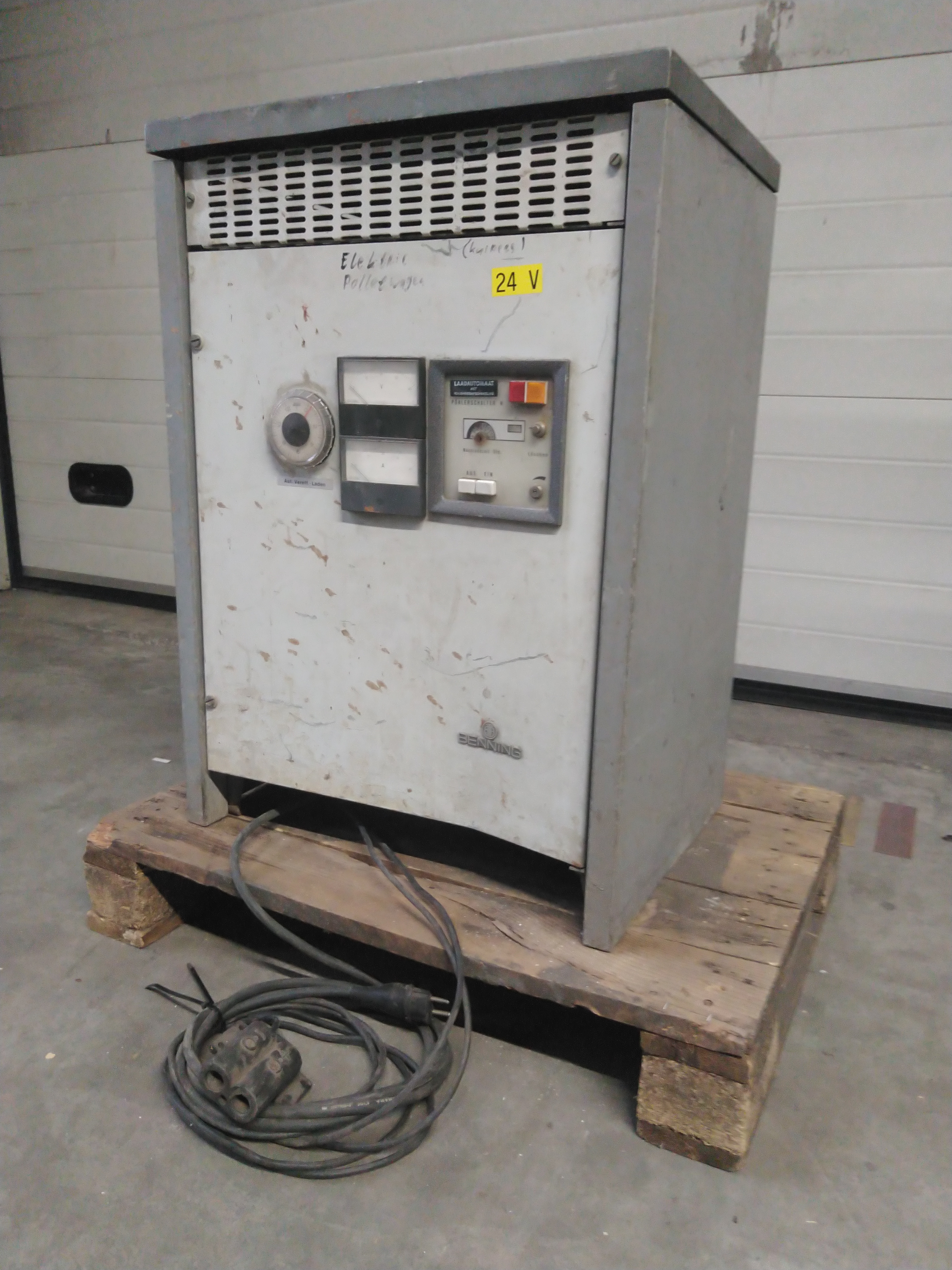 Used Charging station 24V