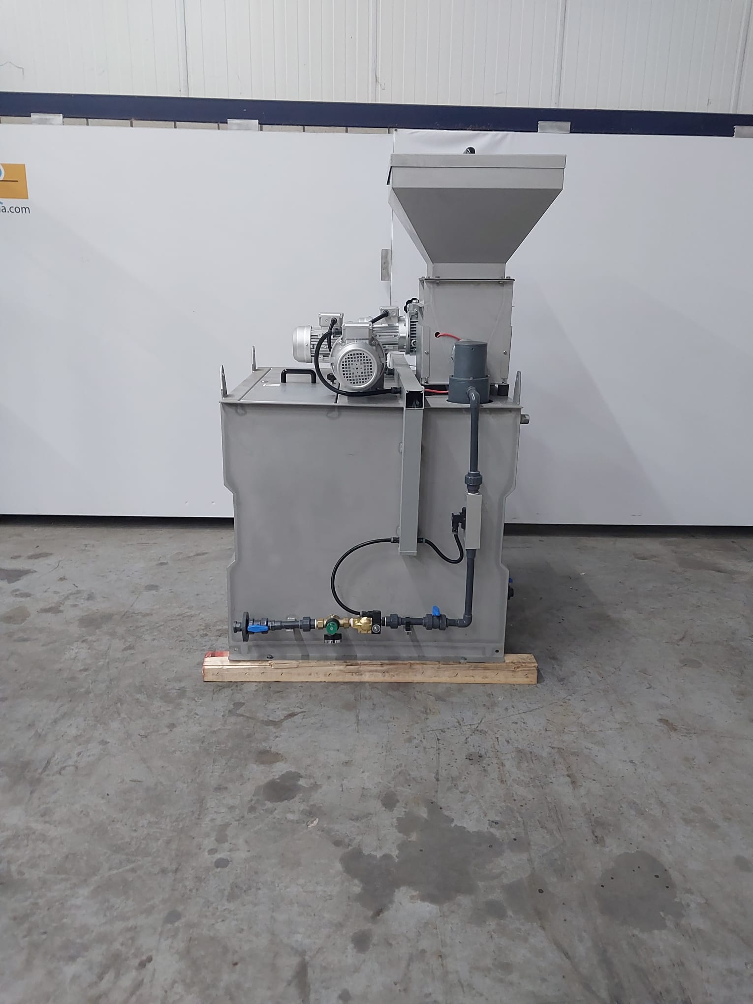 Used Polymer Automatic and Continuous Make-Up Unit Model