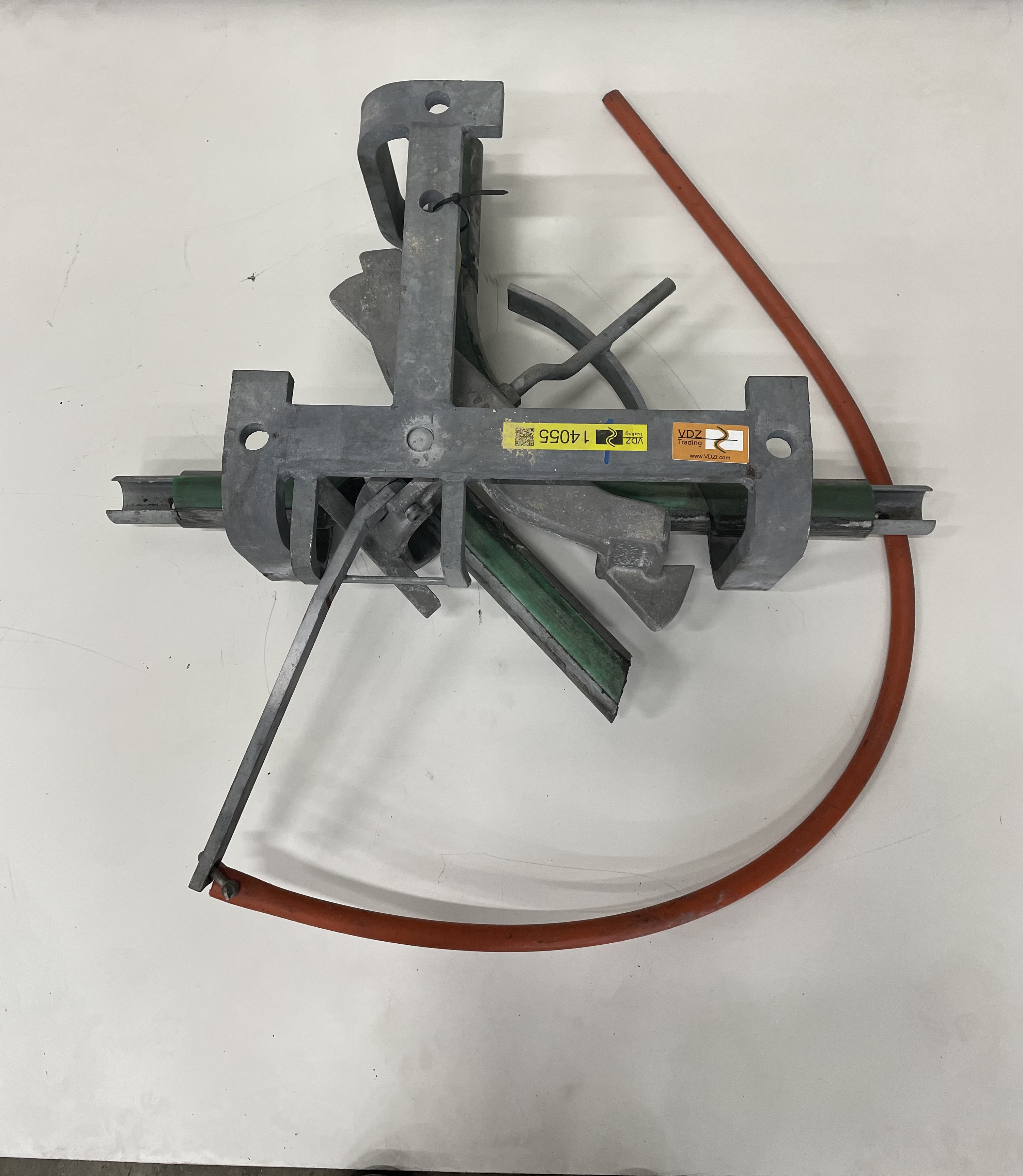 Used Riniker switch (right)