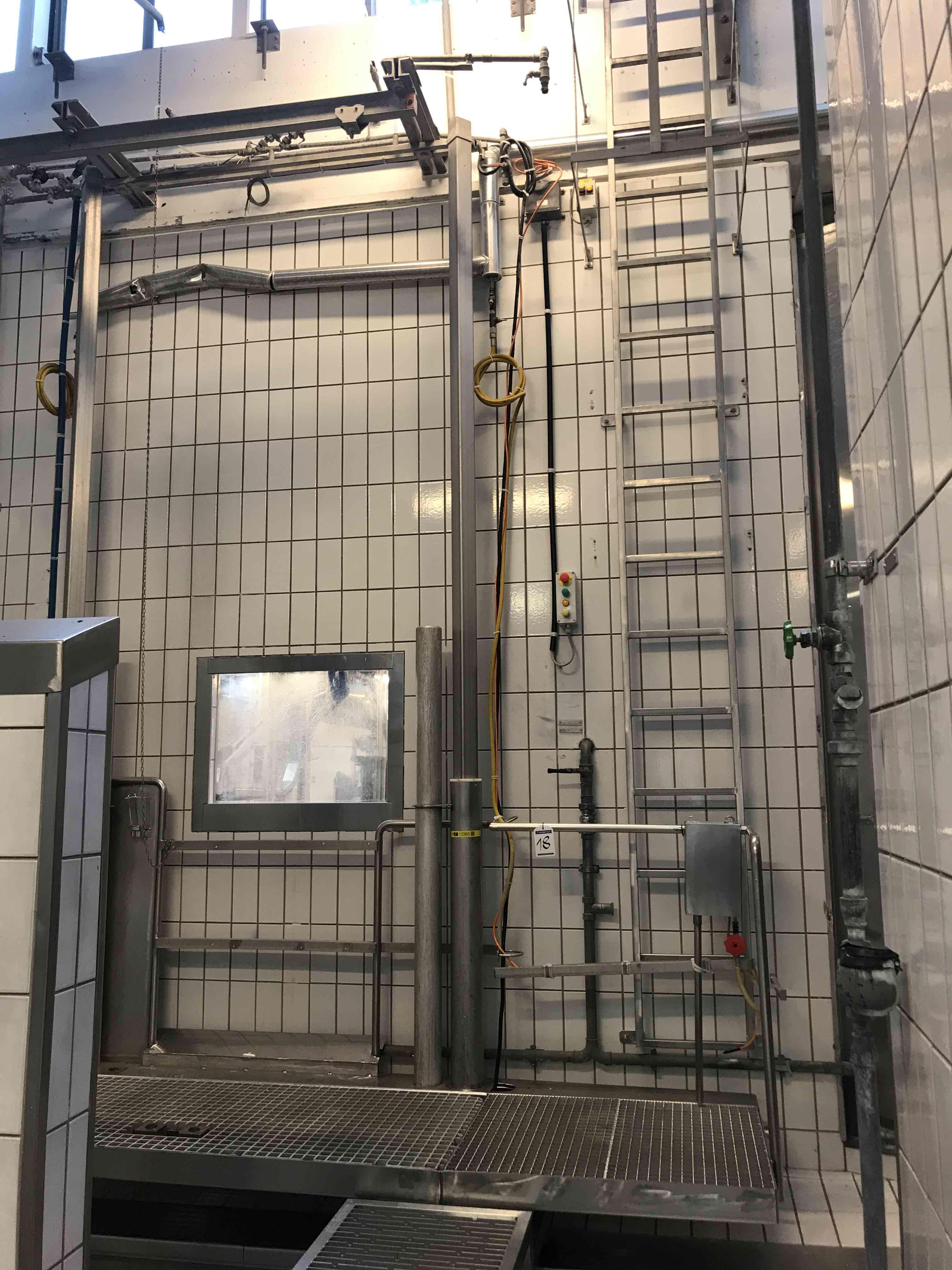 Used Movable platform