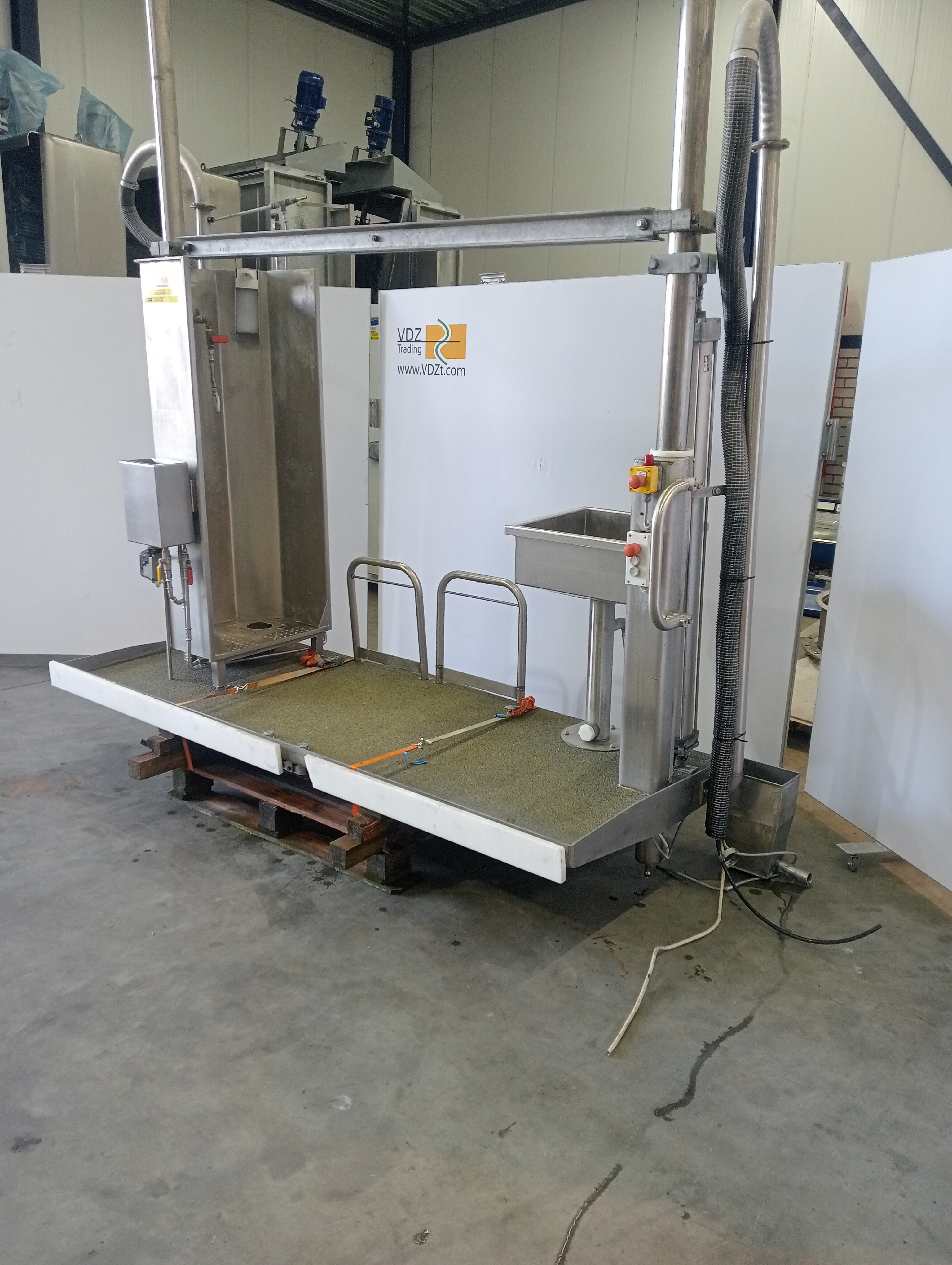 Used Moveable platform