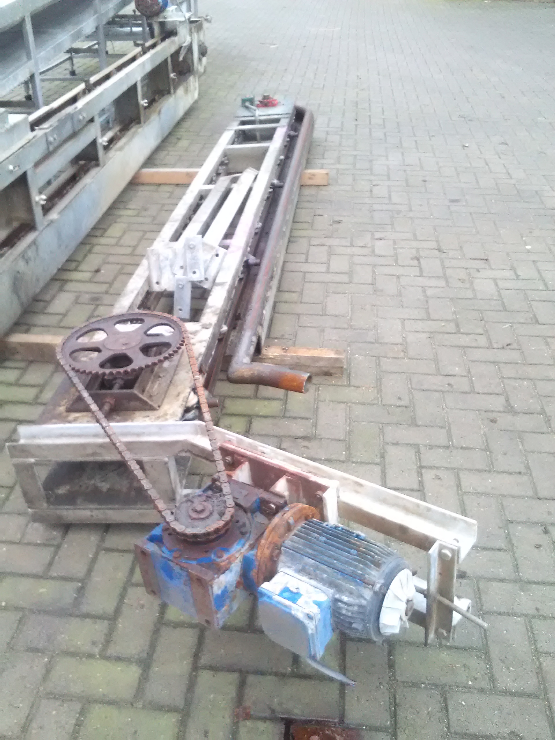 Used Lift conveyor