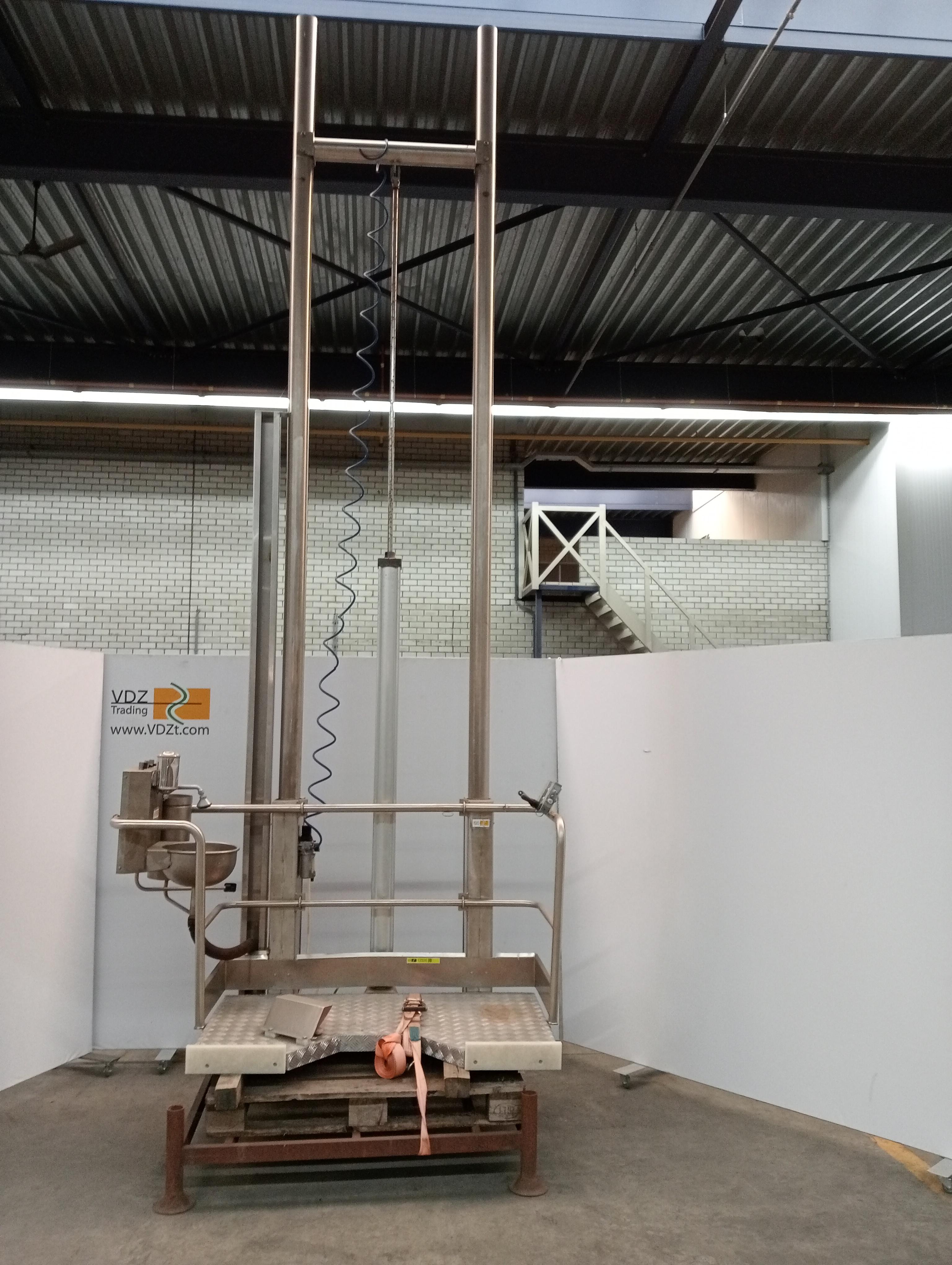 Used Movable platform