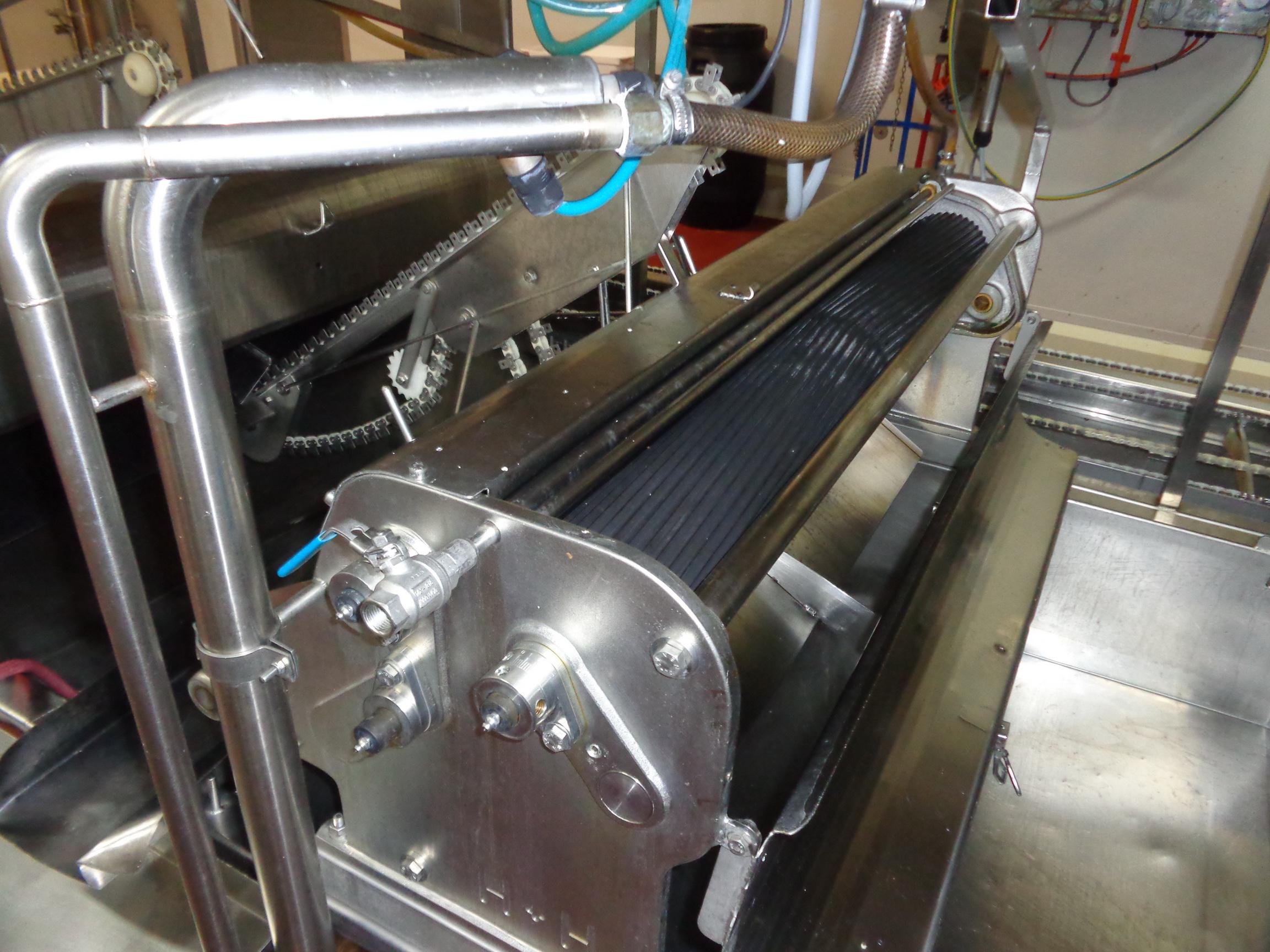 Used Intestine - Casing cleaning line