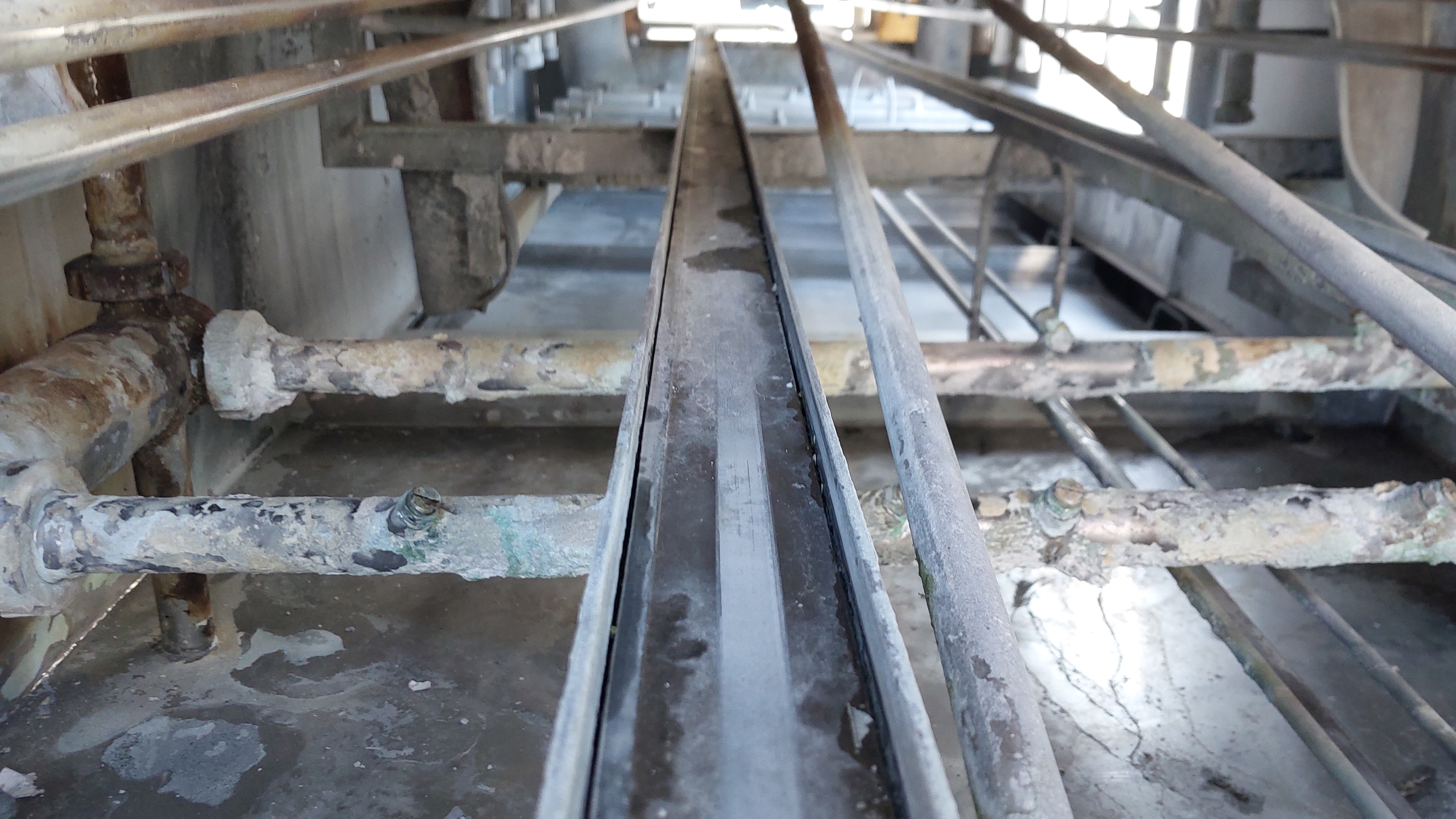 Used Crate washer and dryer