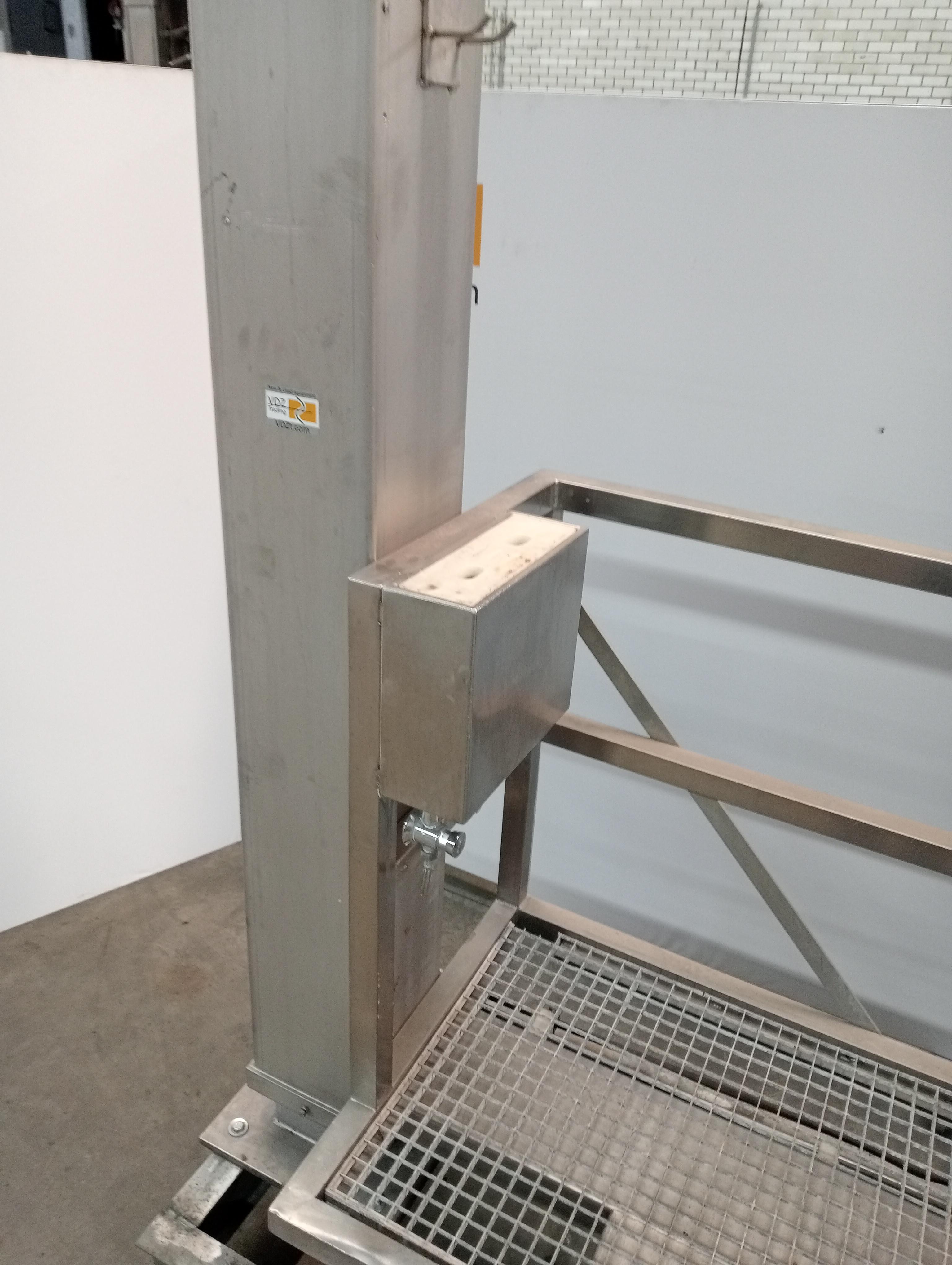 Used Platform movable