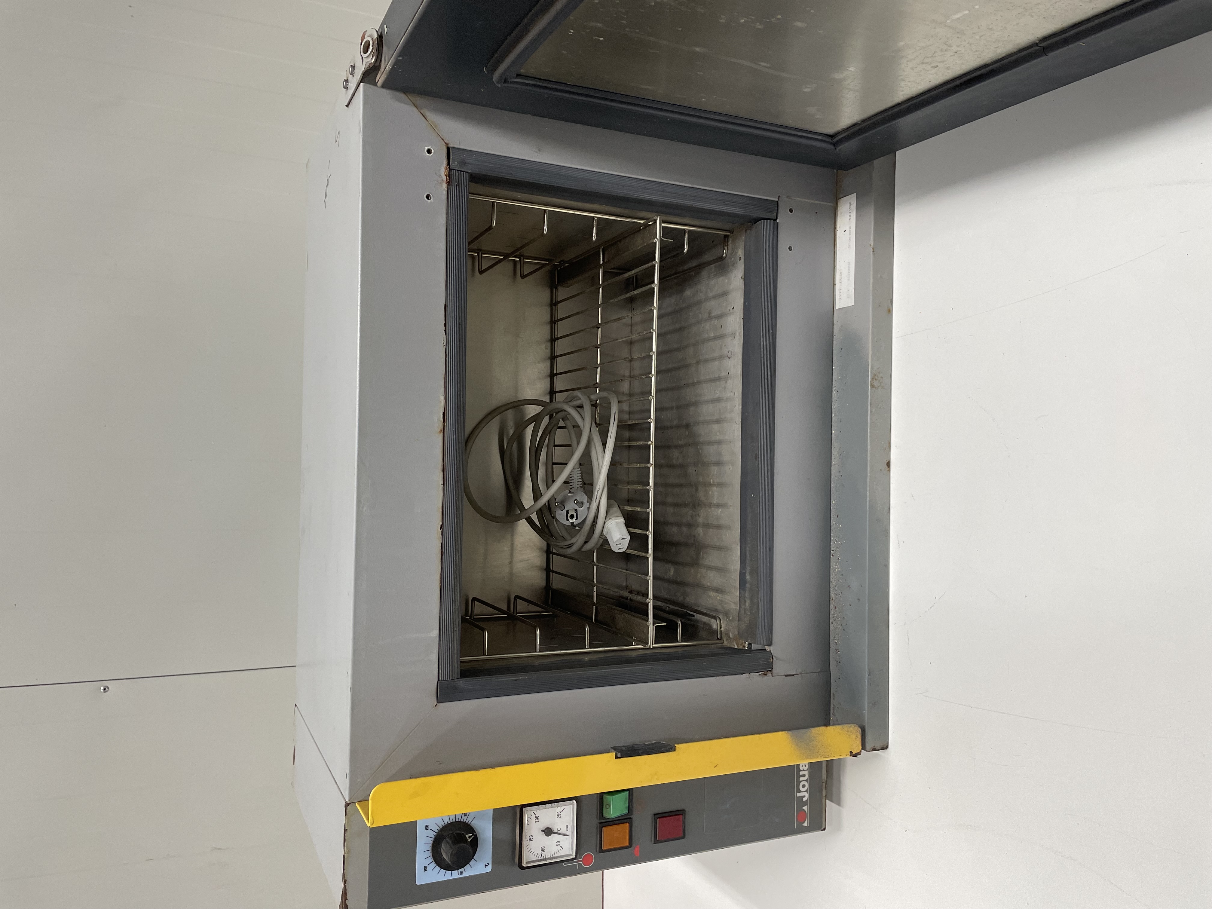 Used Drying oven