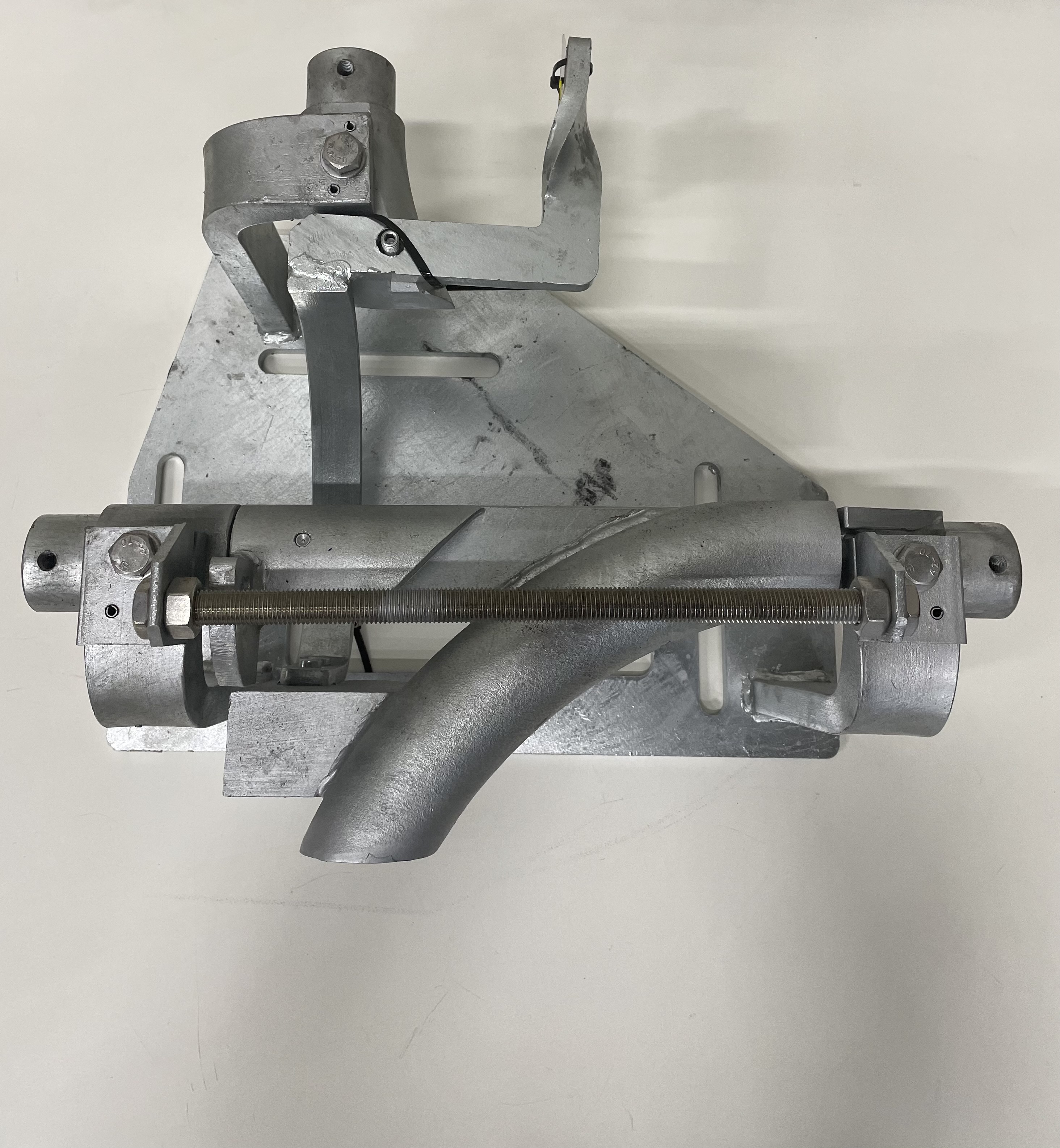 Used Switch left inside 90°. Tube height 15 cm. On plate