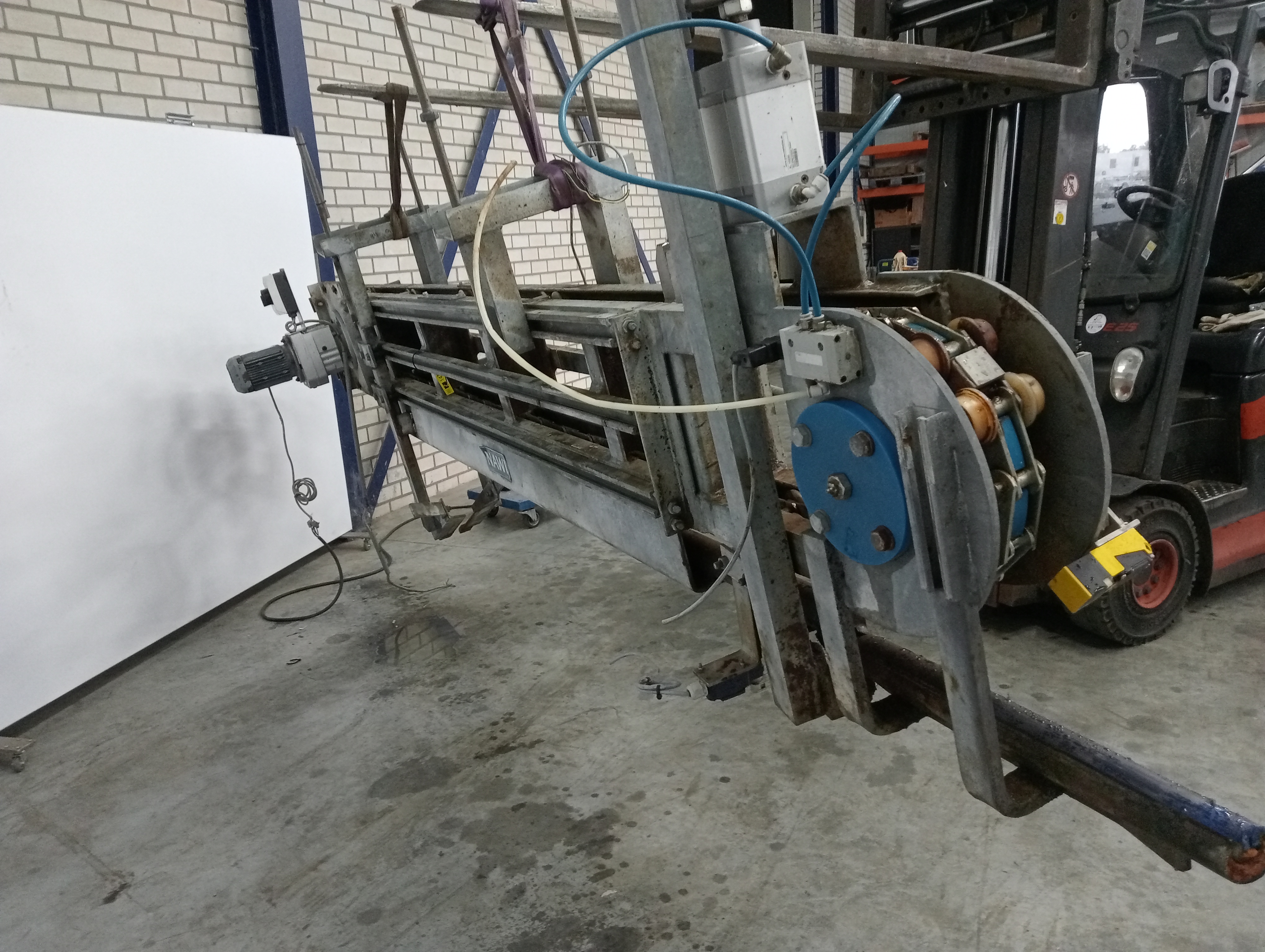 Used Conveyor with dropper