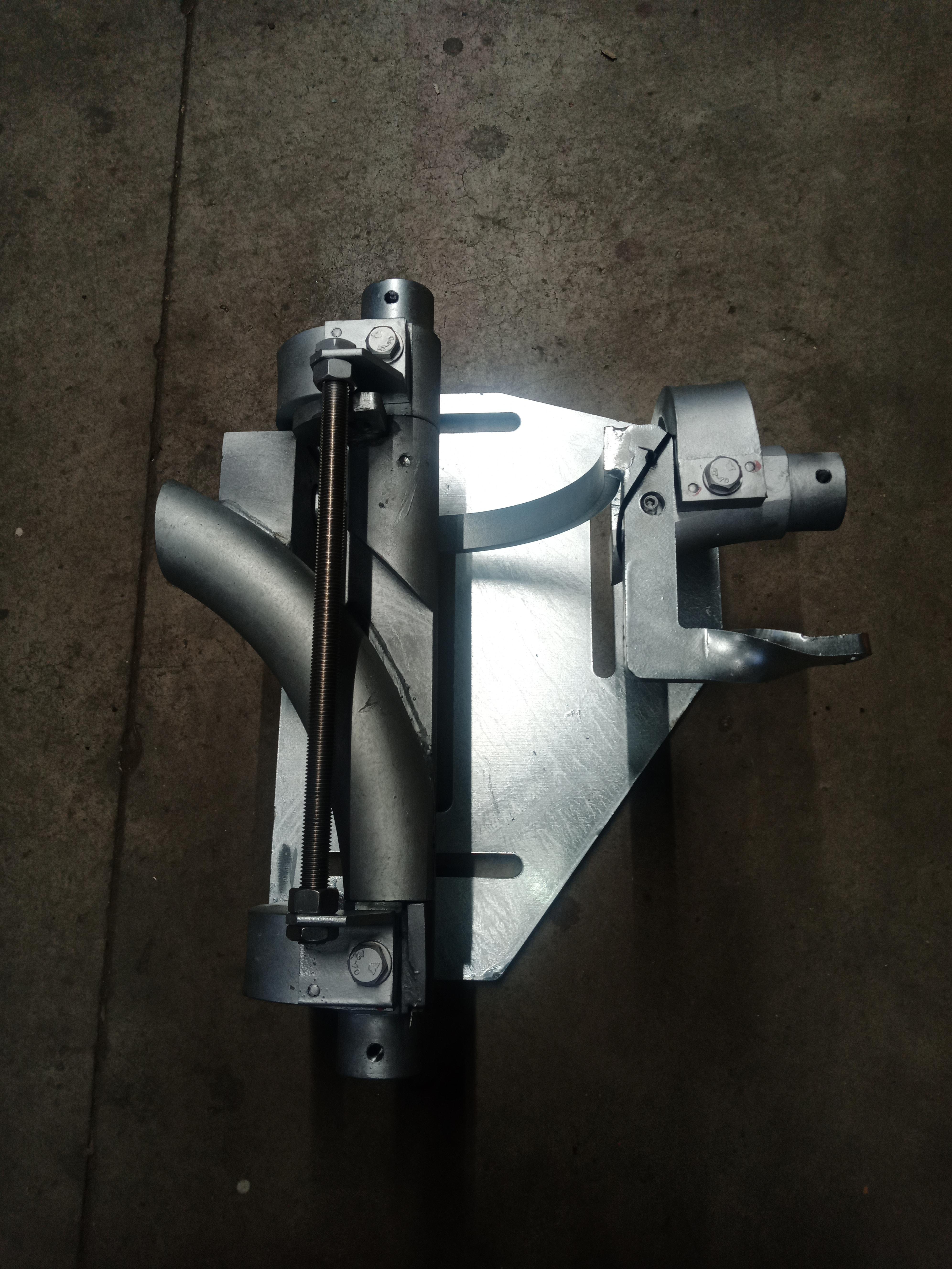 Used Switch left inside tube hight  90° 15cm tube hight on plate.