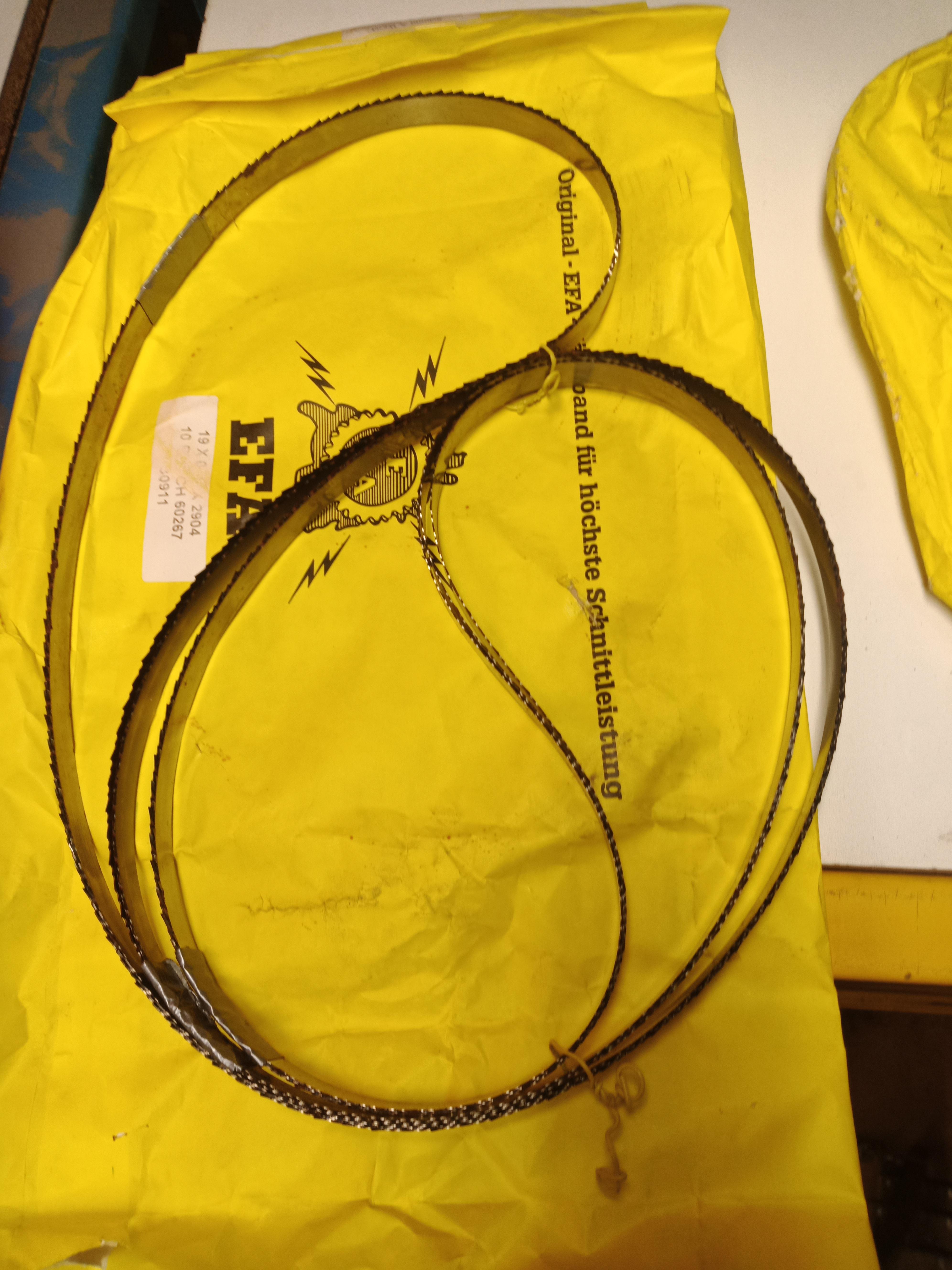 Used Band saw blades. Size 2904 x 19 x 0,56
