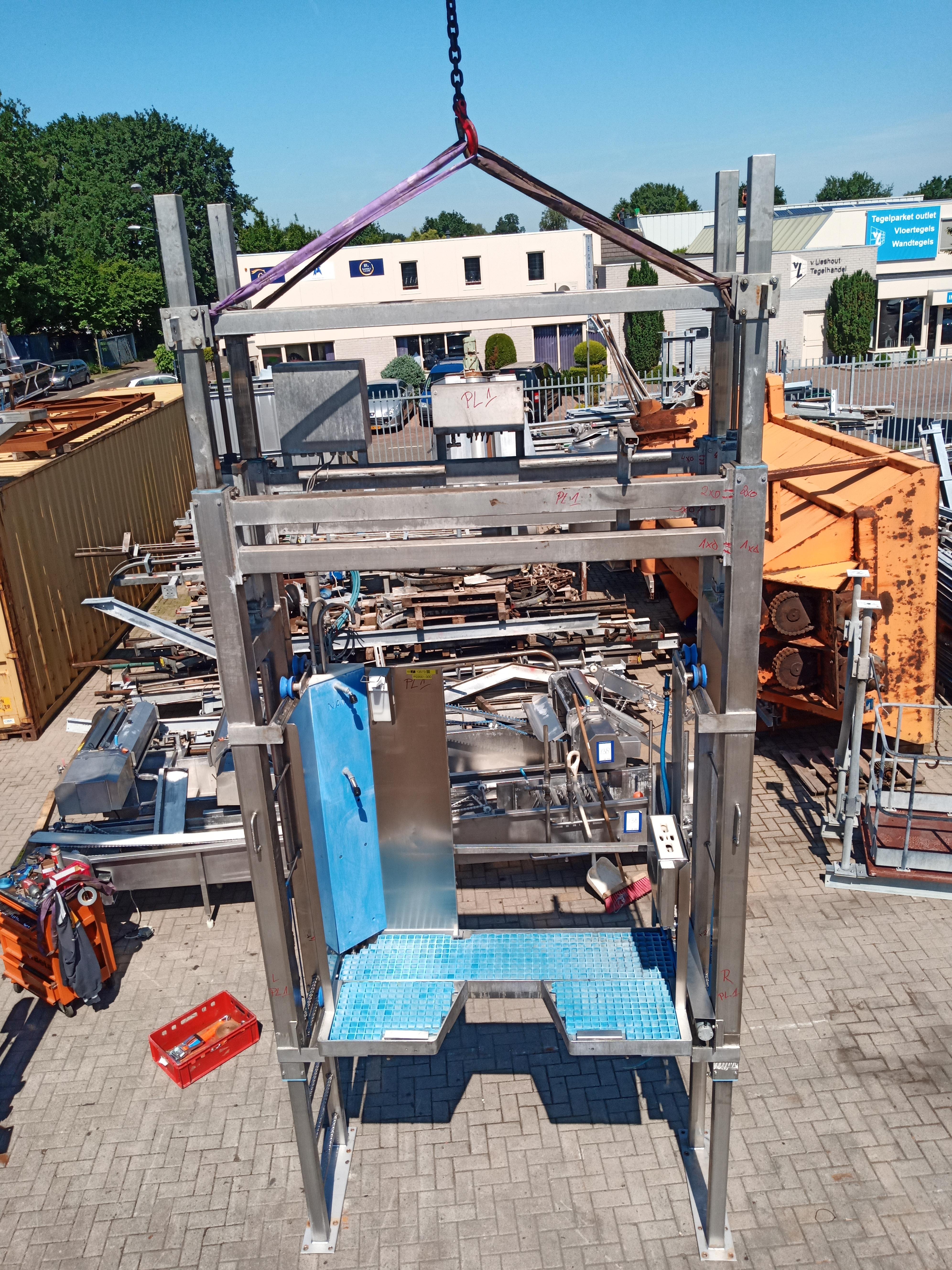 Used Paunch platform