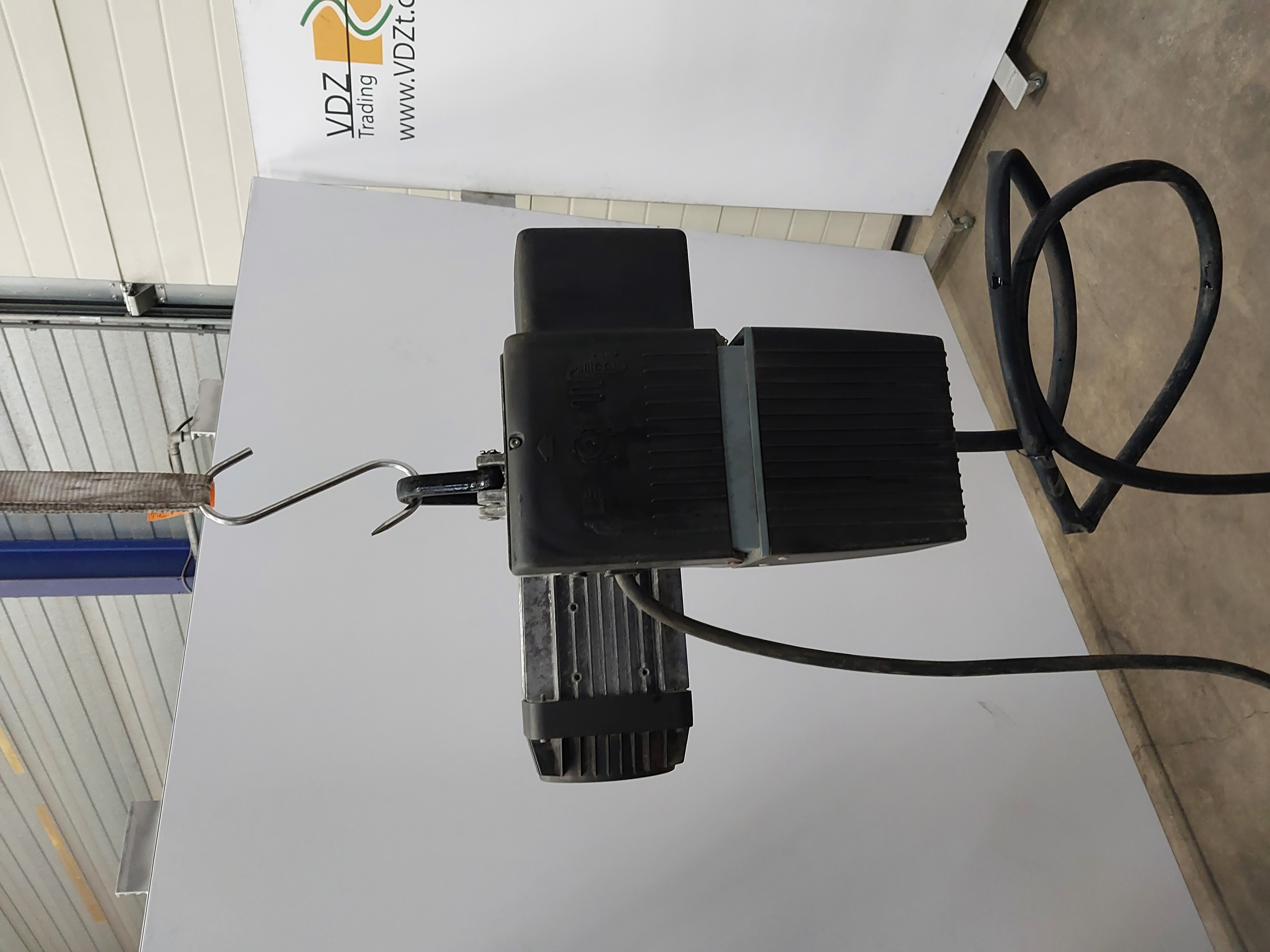 Used Electric chain hoist | 500 kg