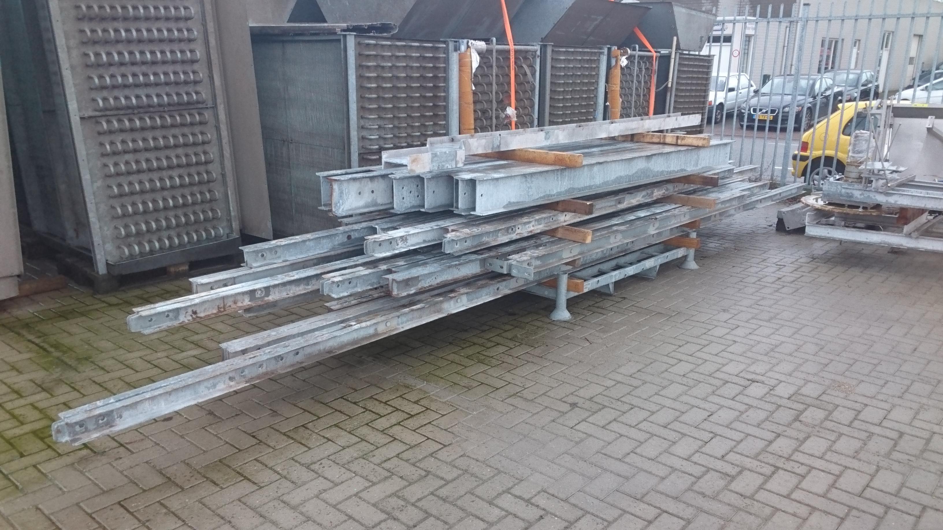 Used Double u-profile + I beams profile