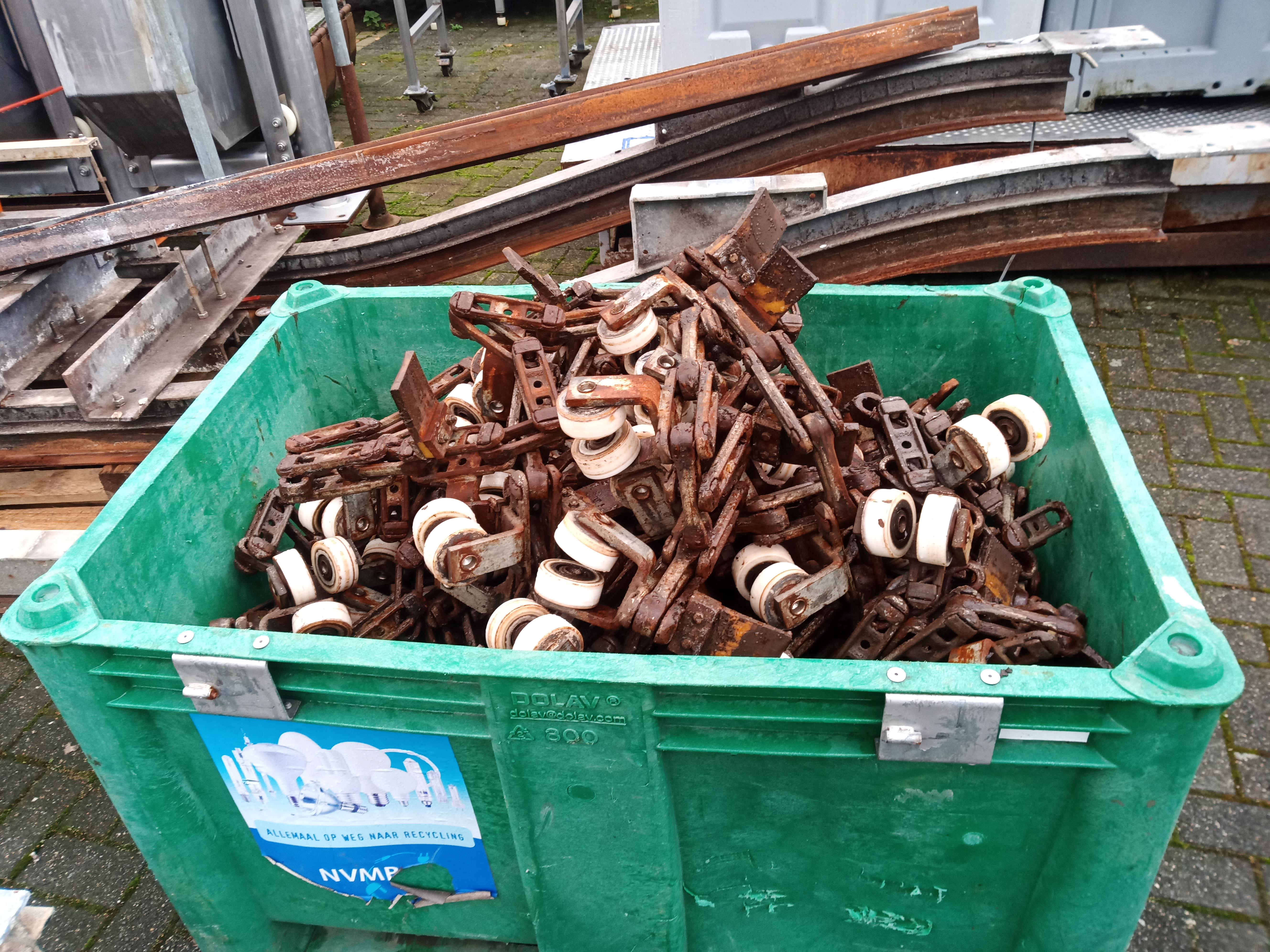 Used Motor drive empty hooks with chain