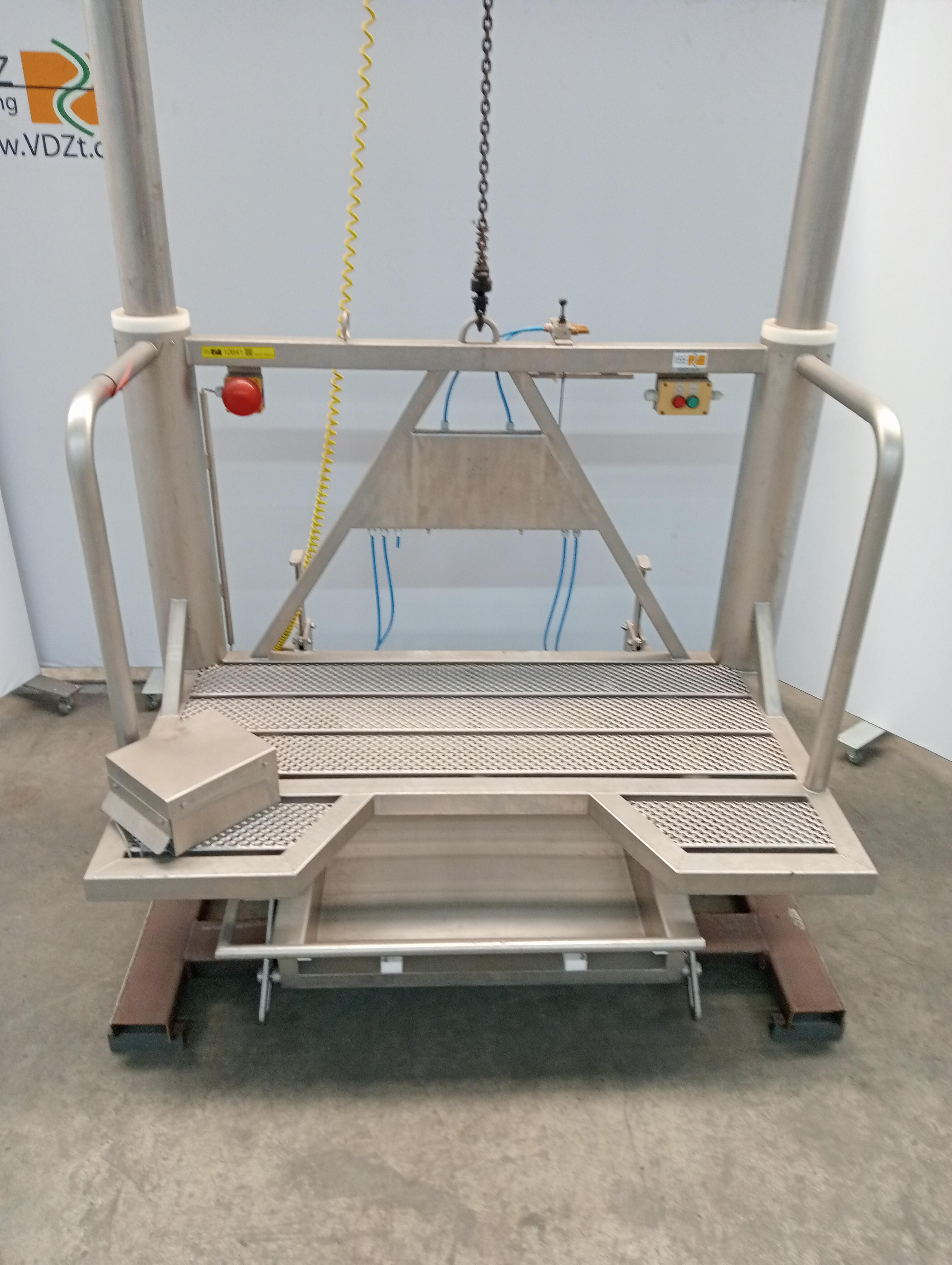 Used Paunch platform