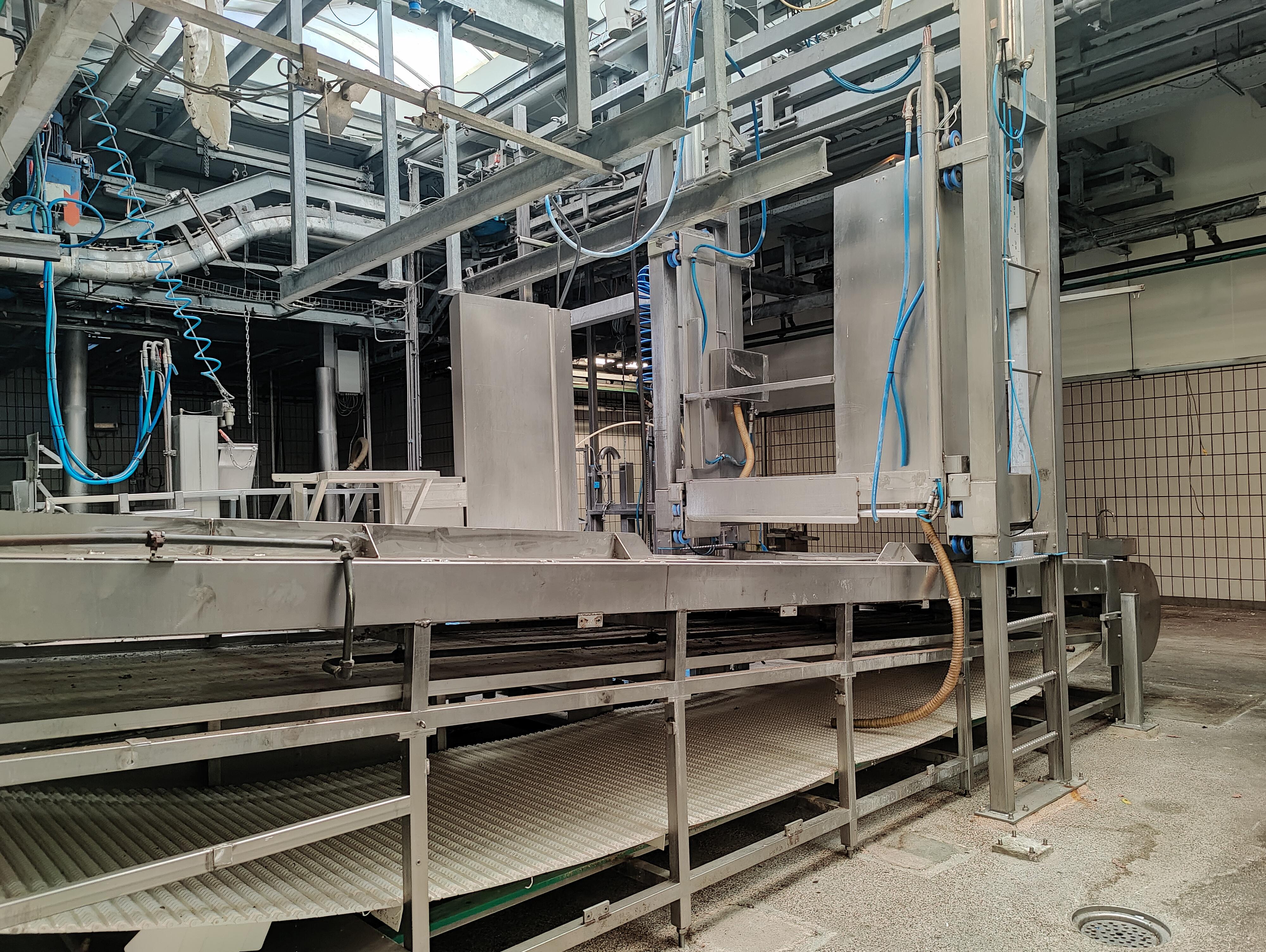 Used Paunch platform