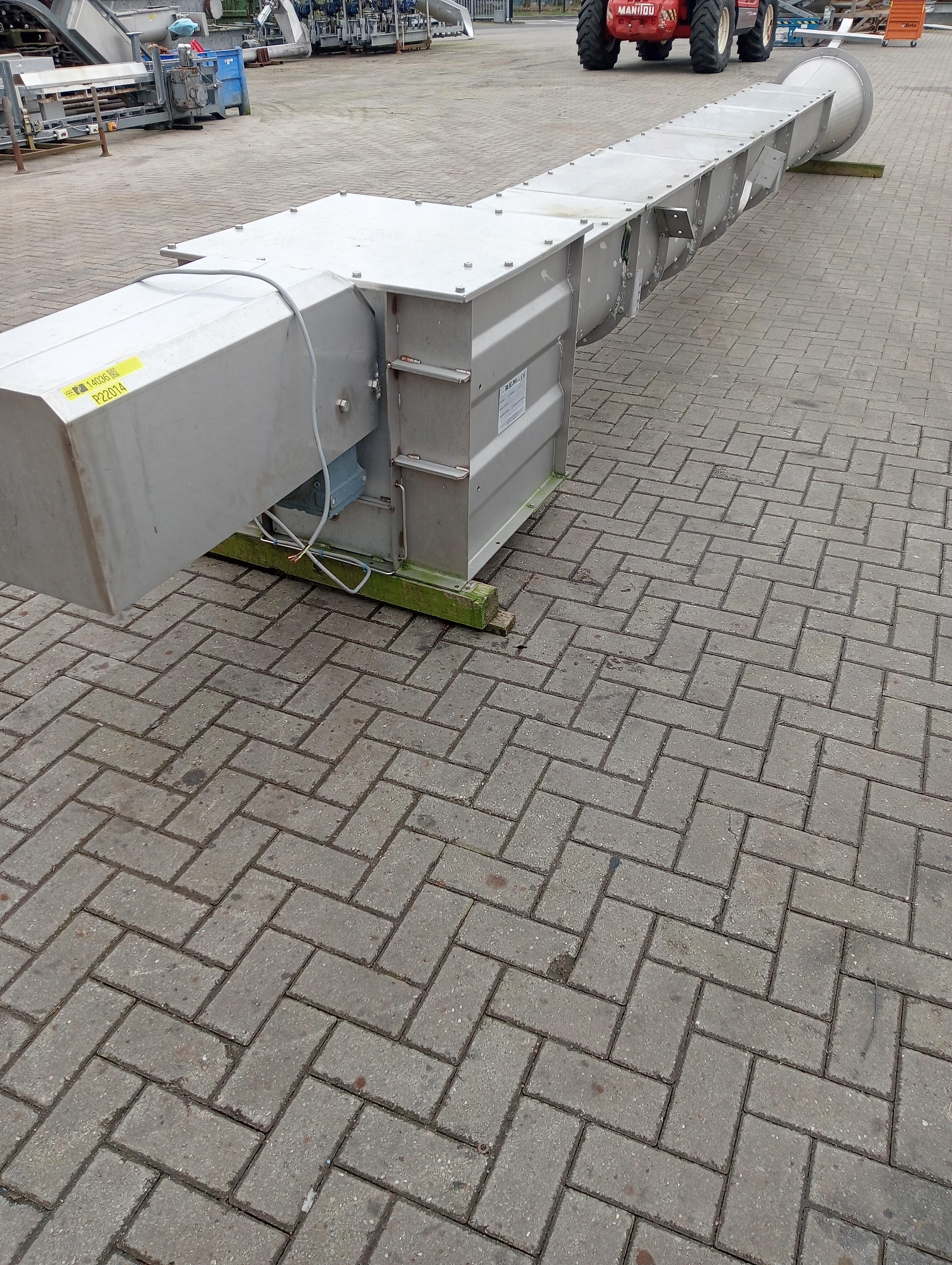 Used Screw Conveyor for feathers incl. feather separator