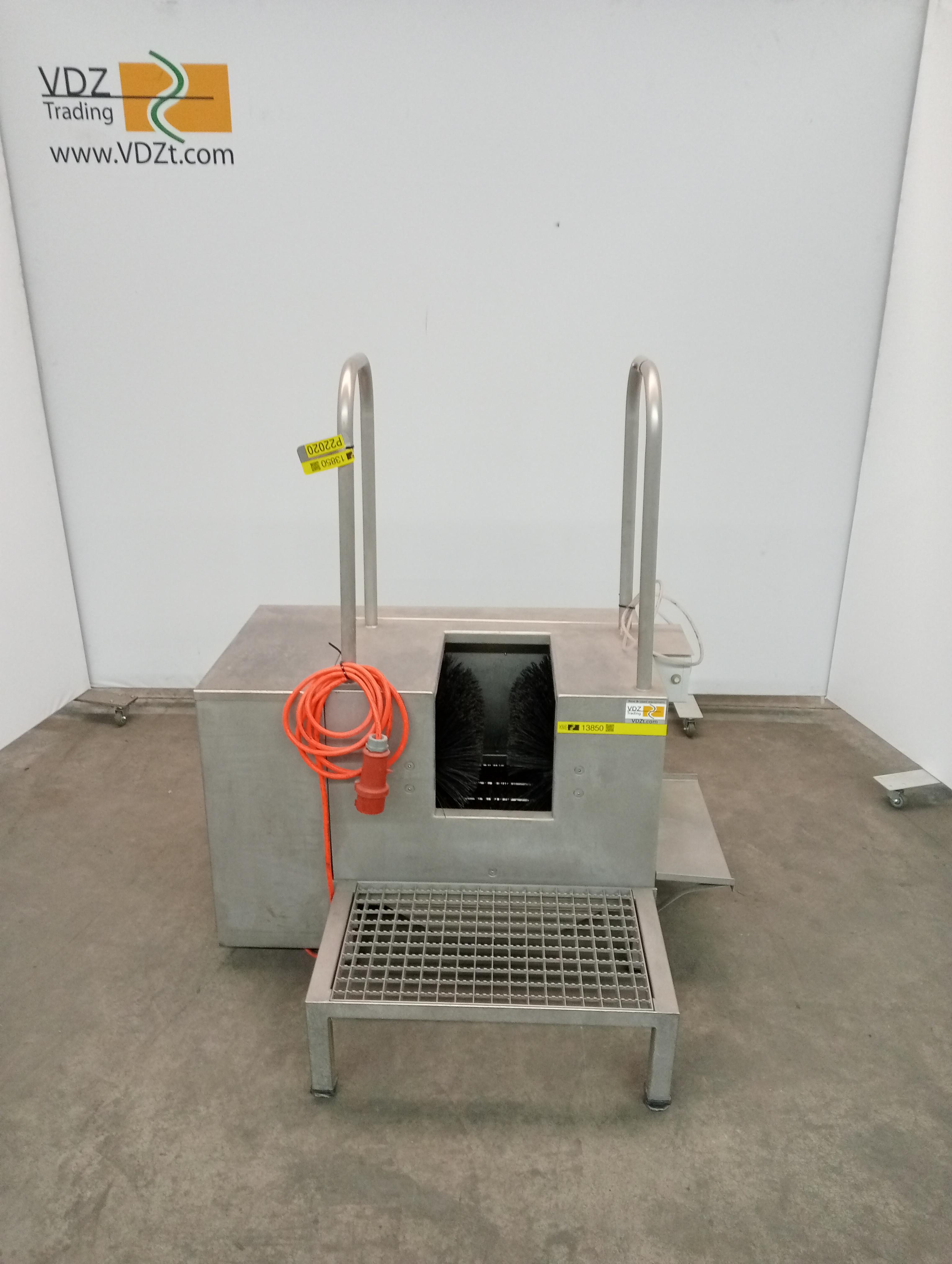 Used Boot washer