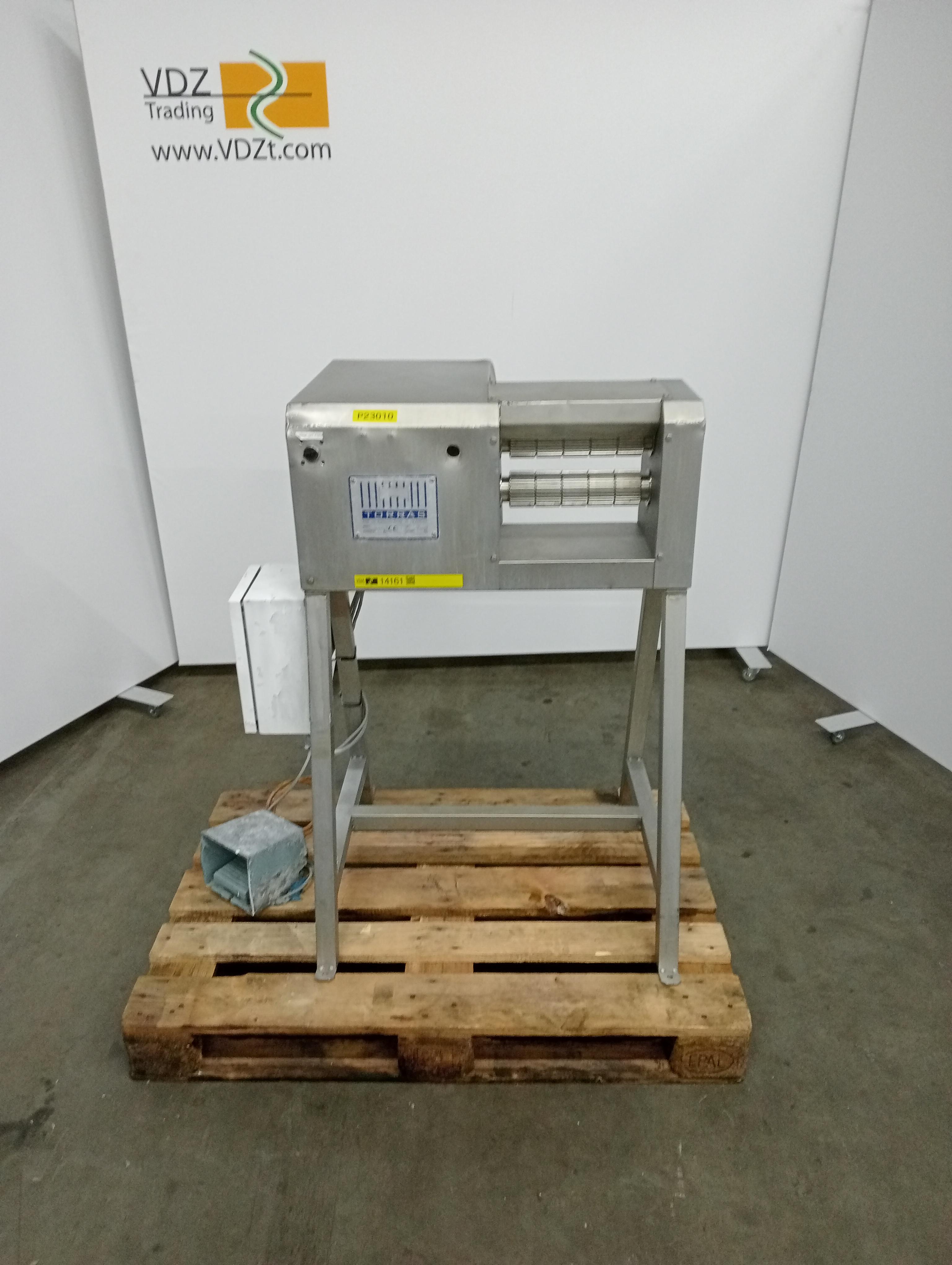 WD VETERINARY BOARD 42 22 55裁断済み 4007885245249_01.jpg