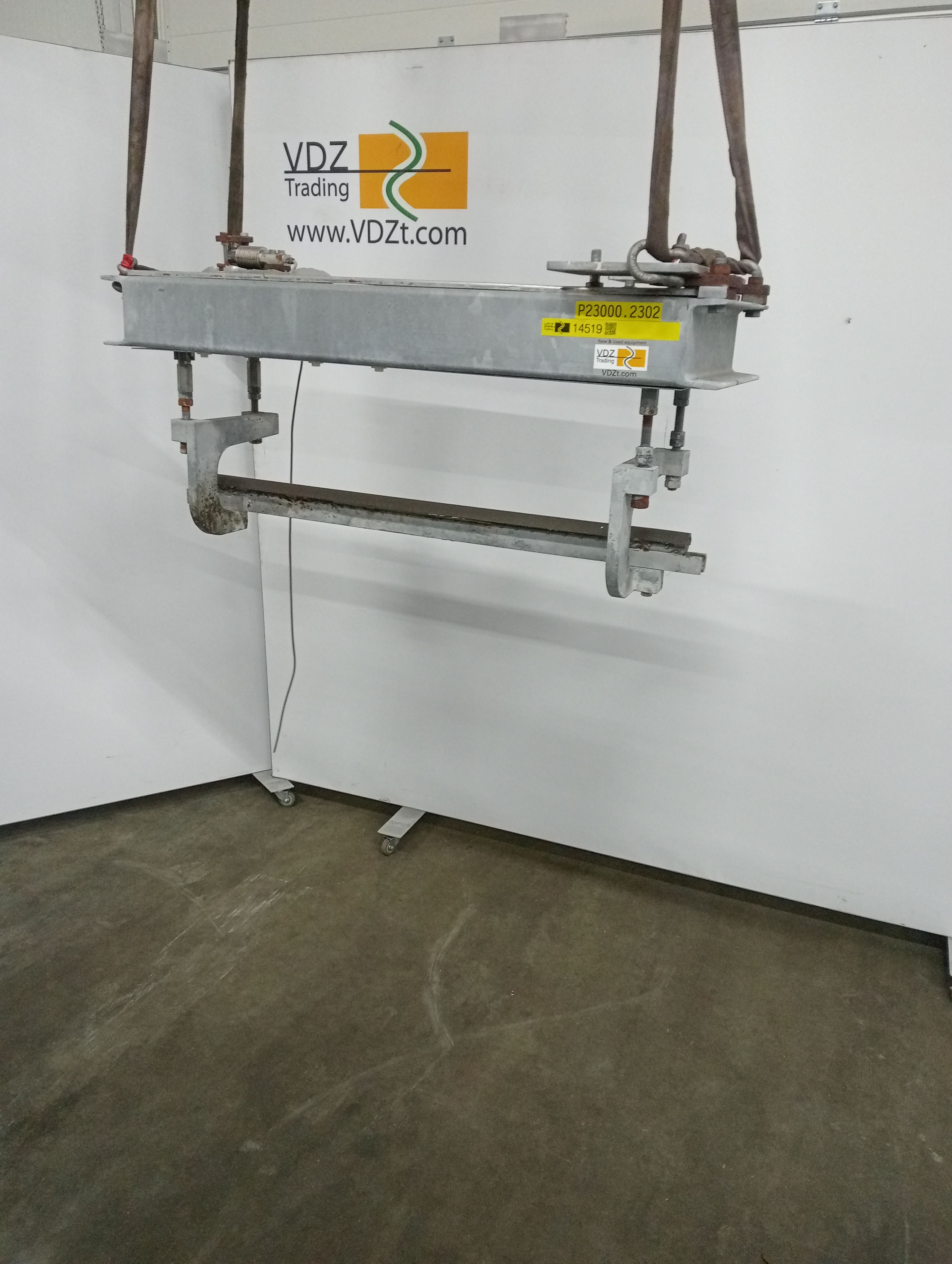 Used Weighing scale with indicator for tube rail