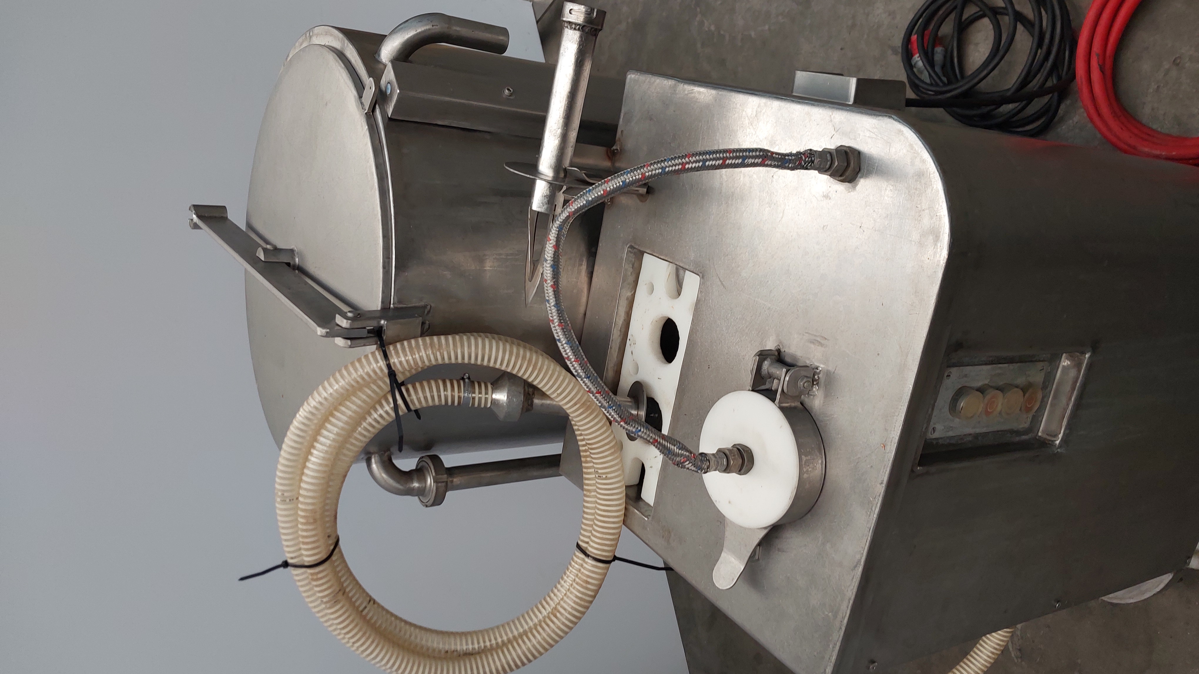 Used Blood mixing tank