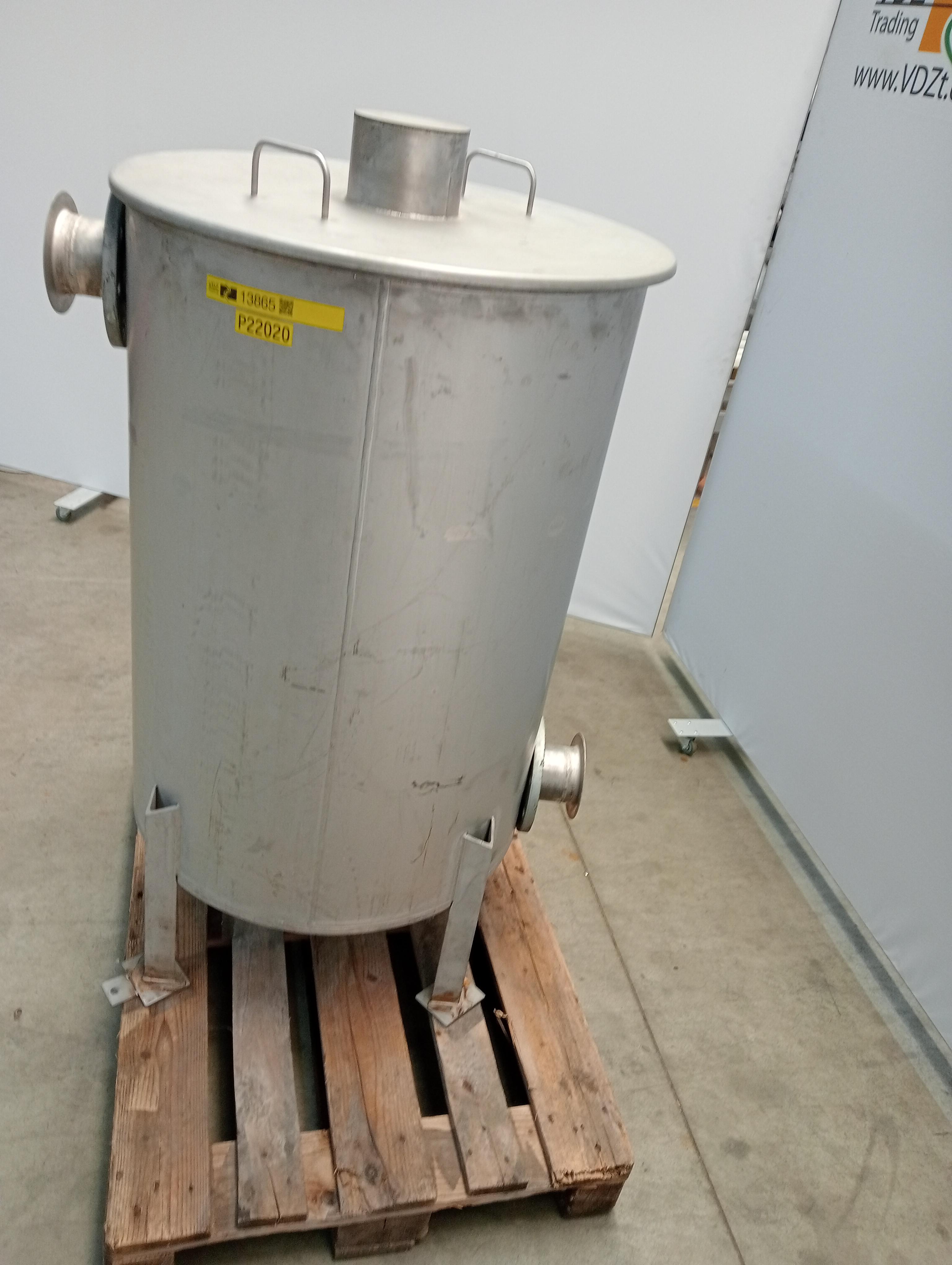 Used Air filter tank