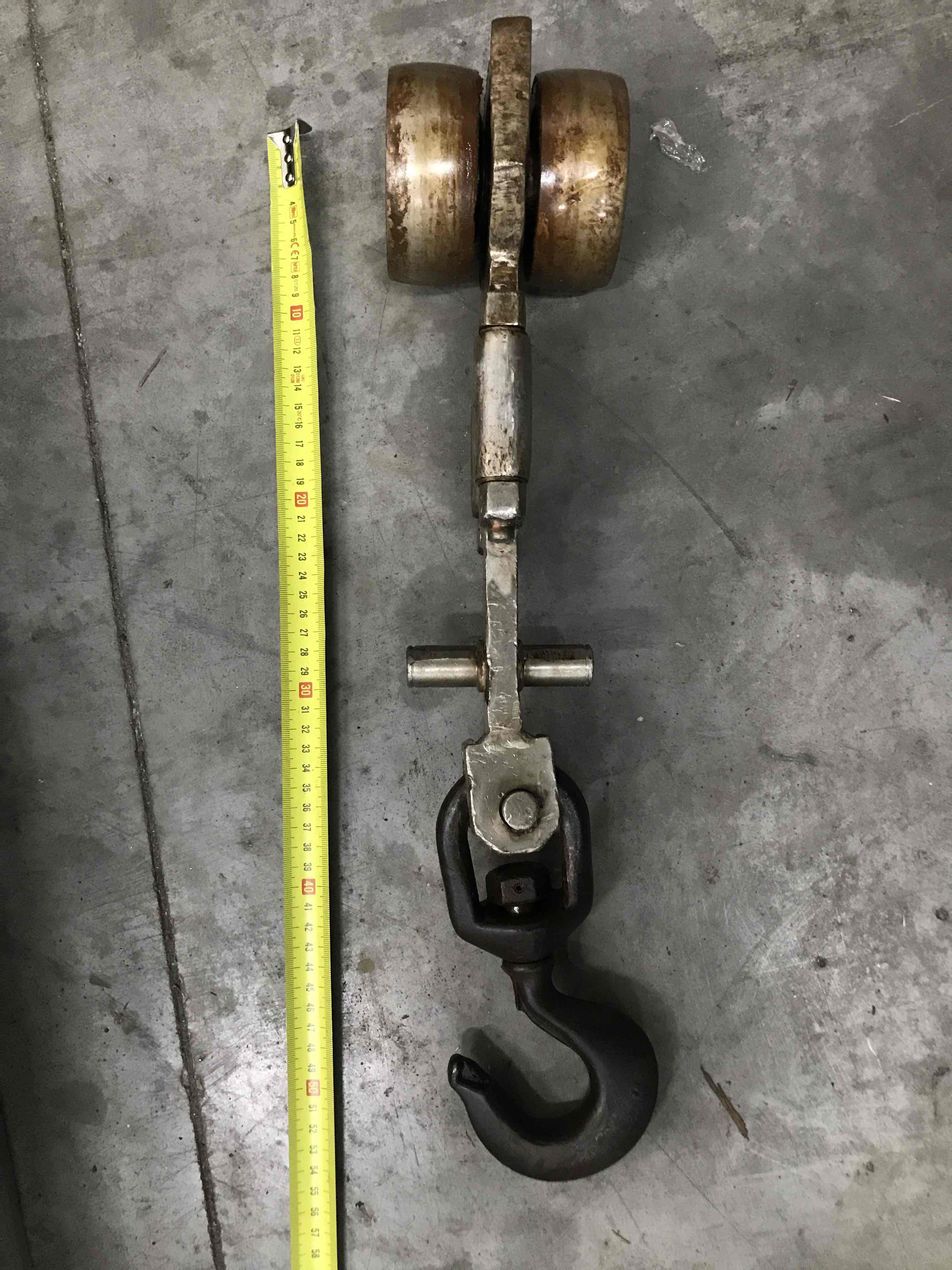 Used Bi-rail bleeding hooks