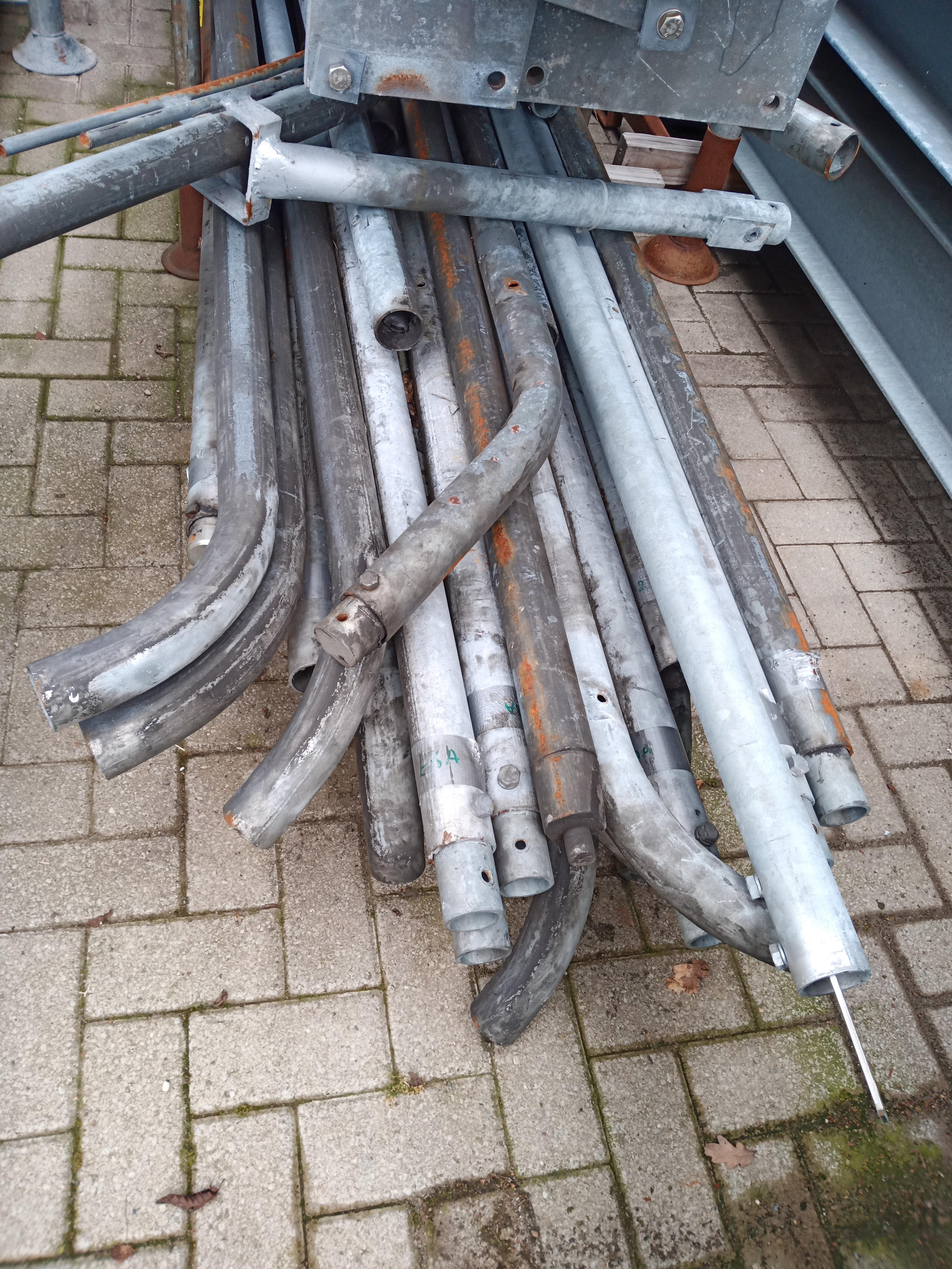 Used Tubes galvanised 2"