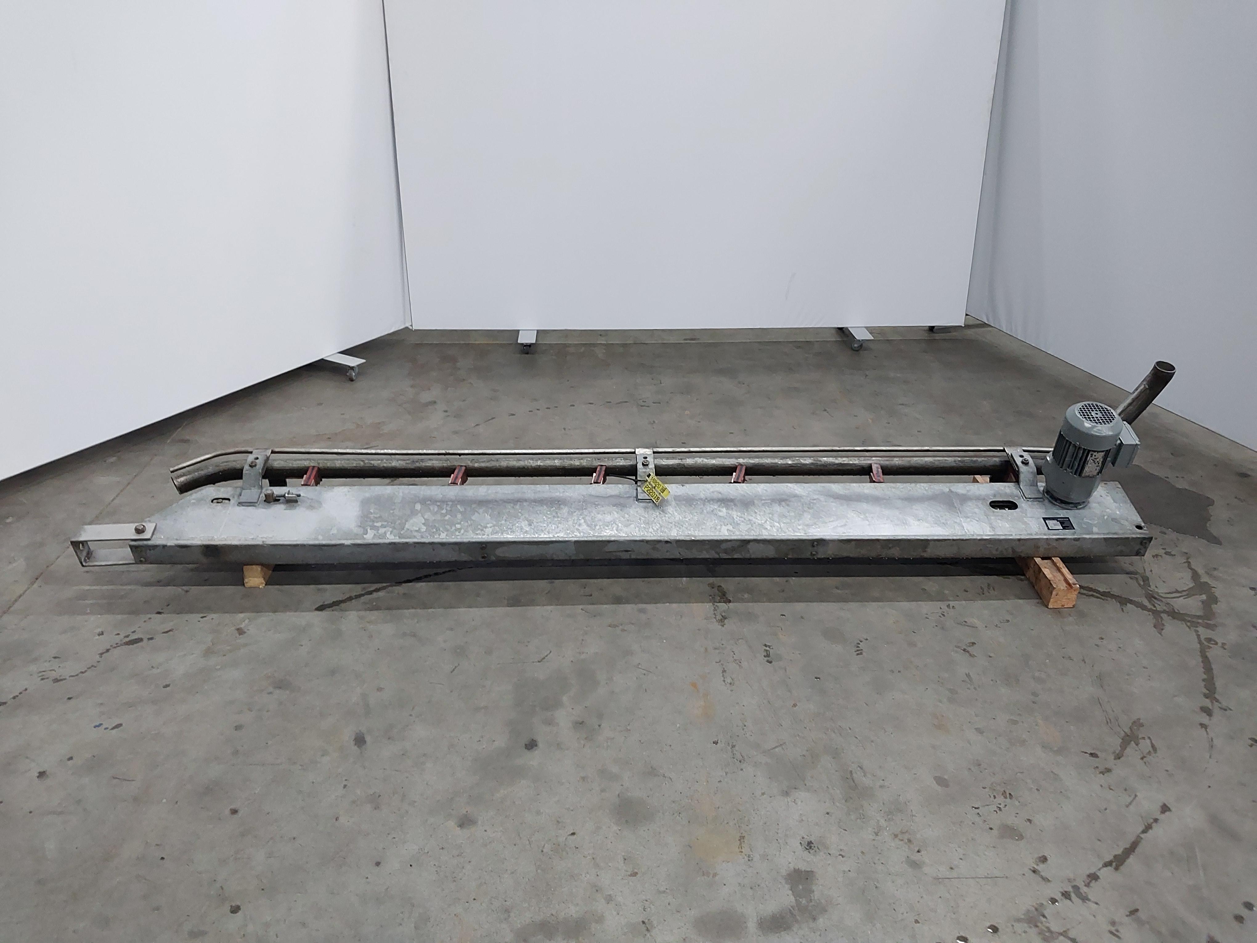 Used Conveyor lift empty hooks