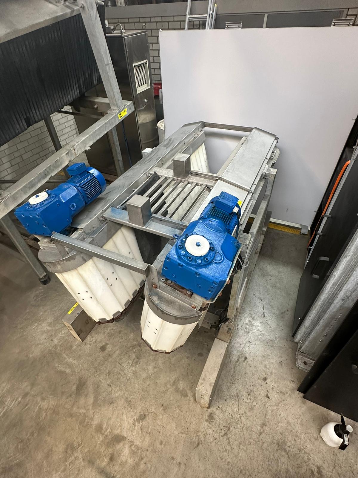 Used Restrainer with weighing function