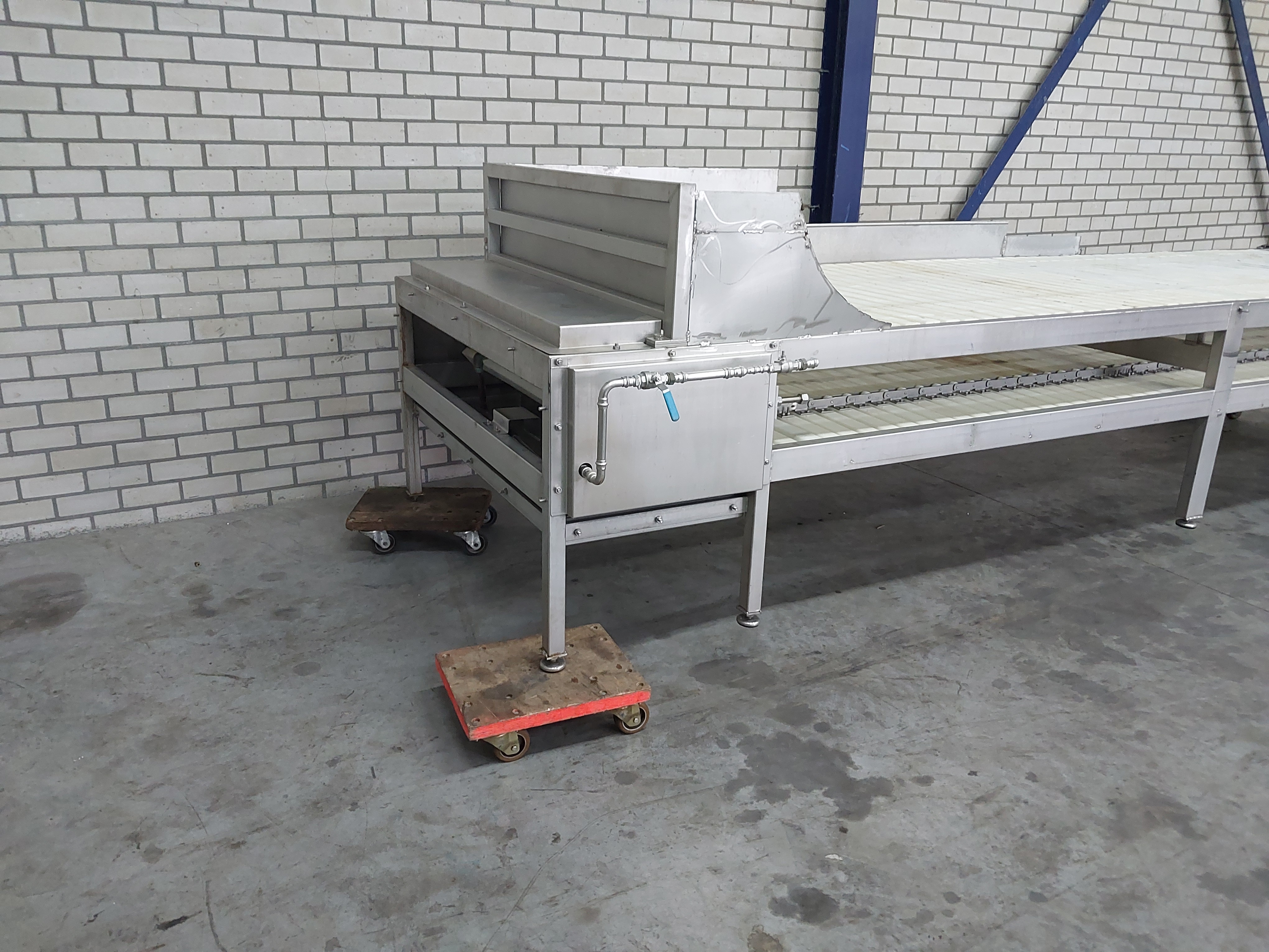 Used Gambrelling - Rehanging table