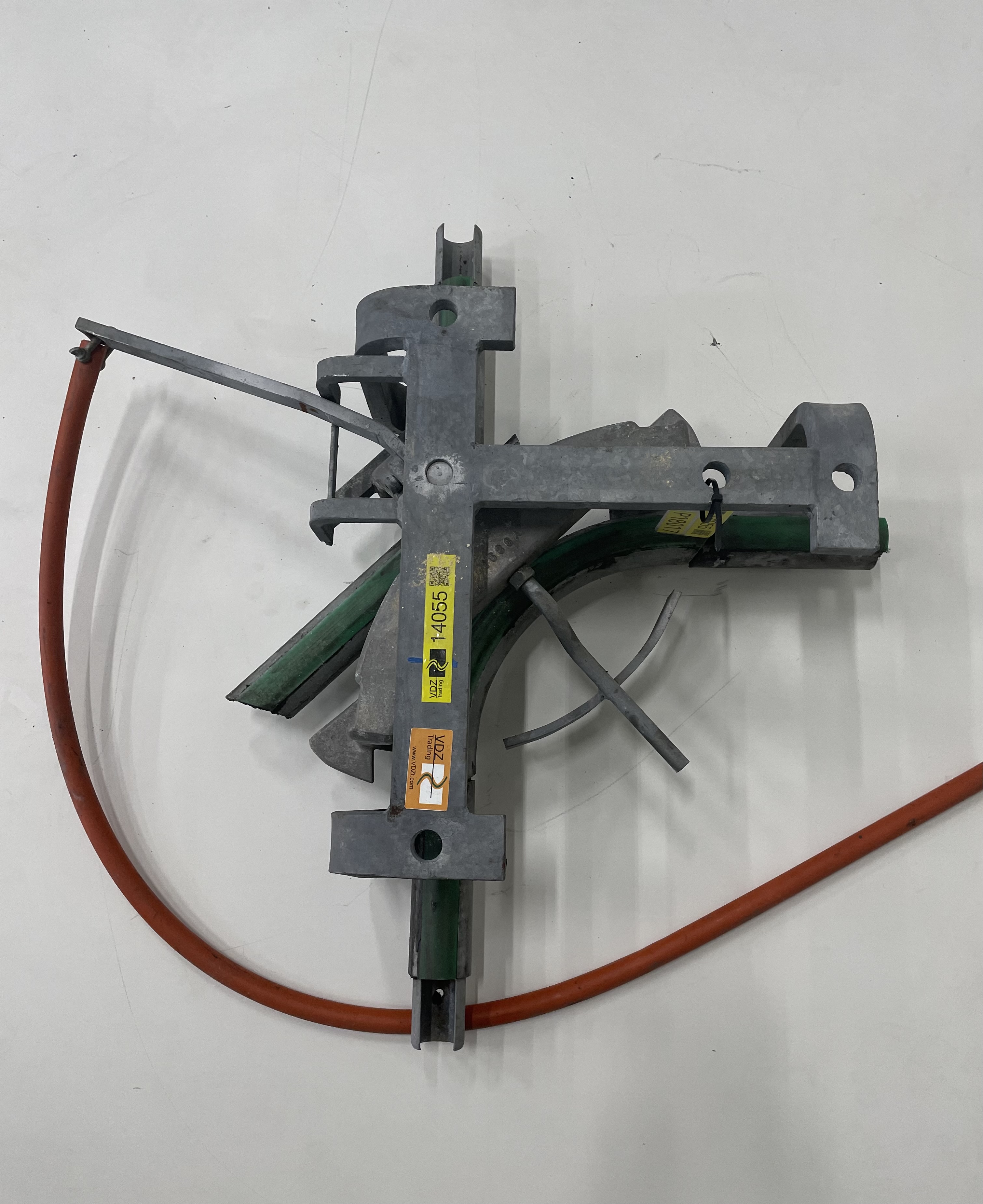 Used Riniker switch (right)