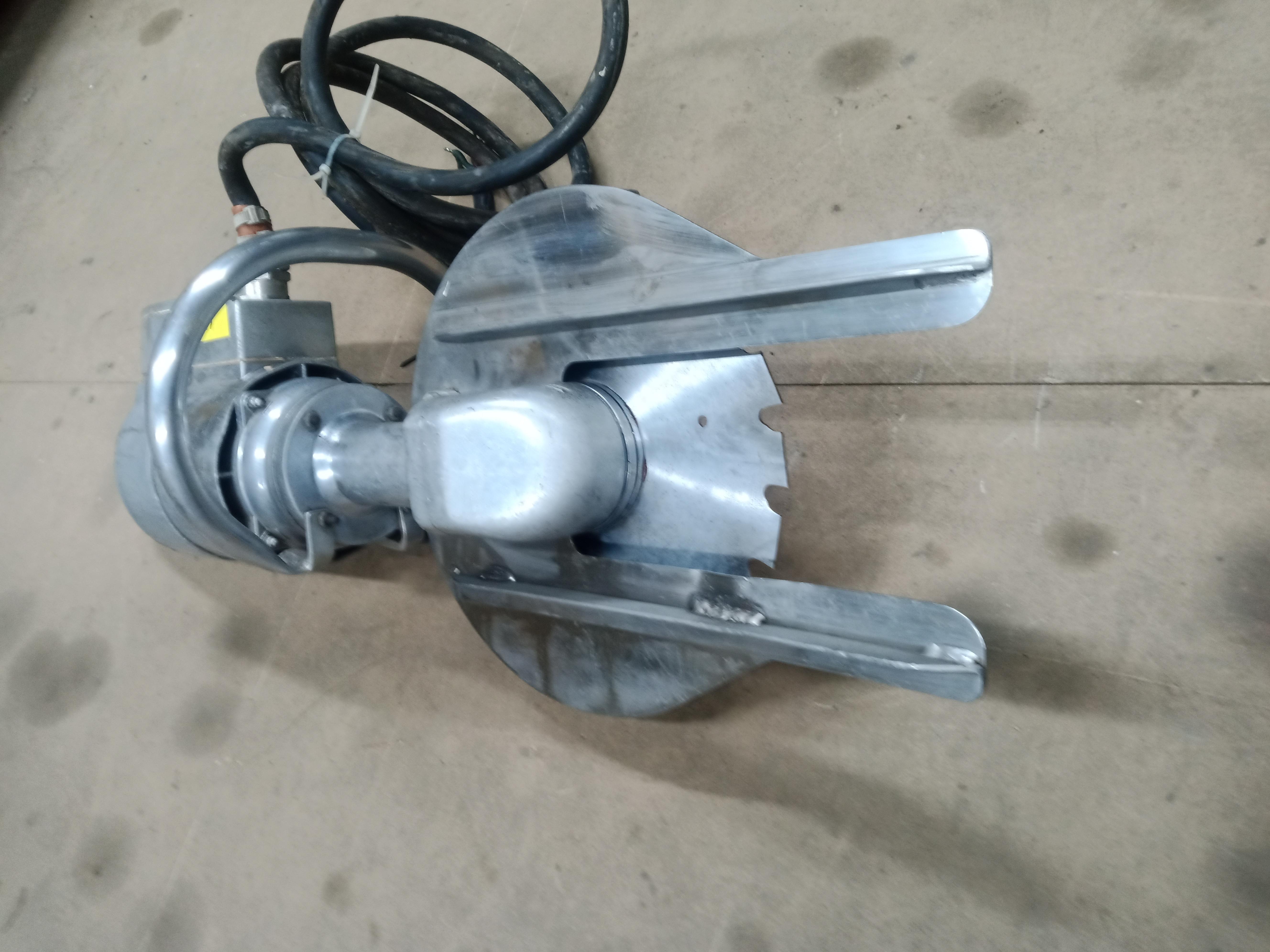 Used Circular saw for legs and horns