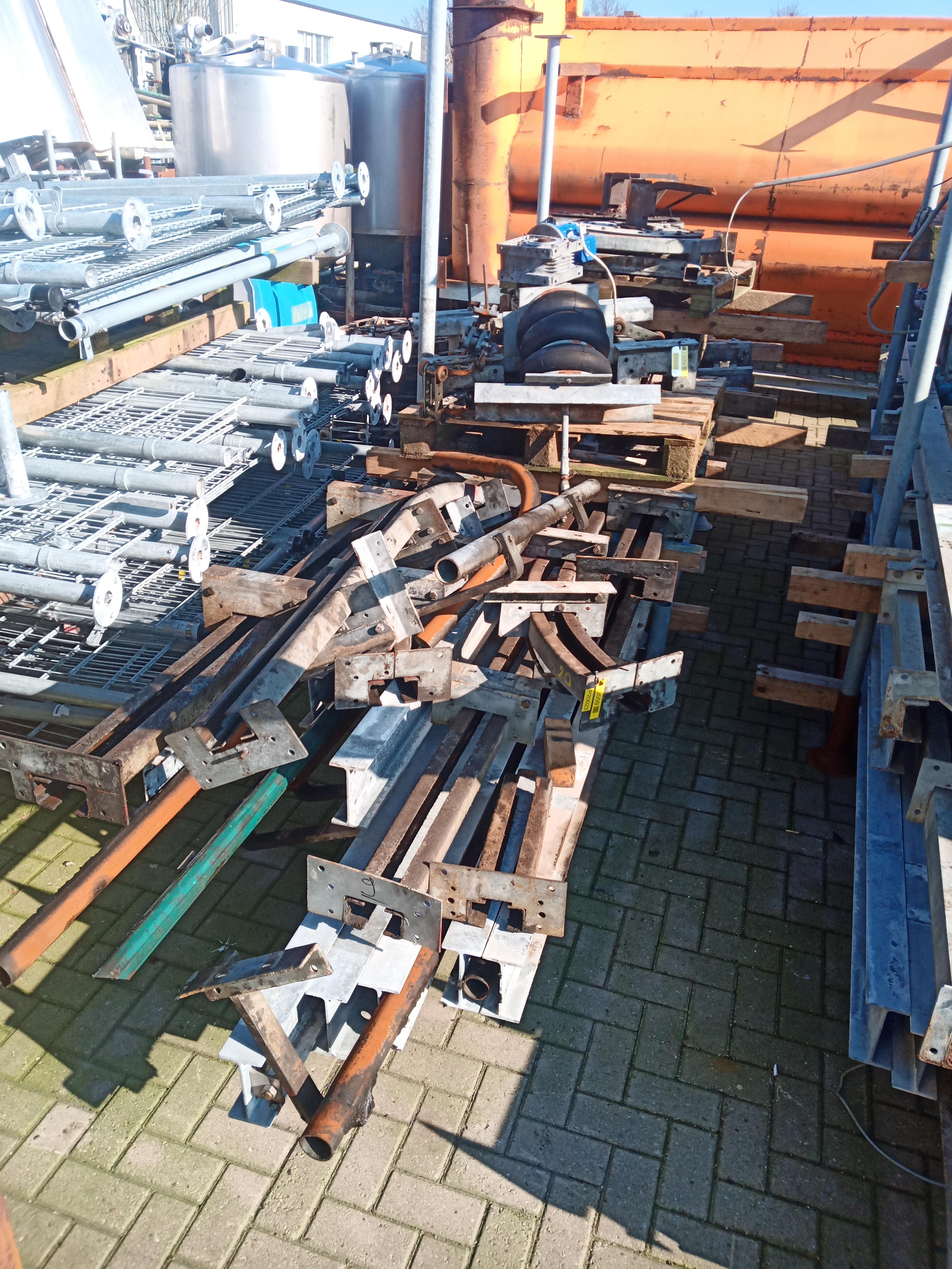 Used Bleeding Conveyor