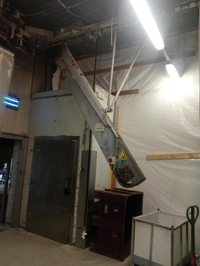 Used Lift conveyor