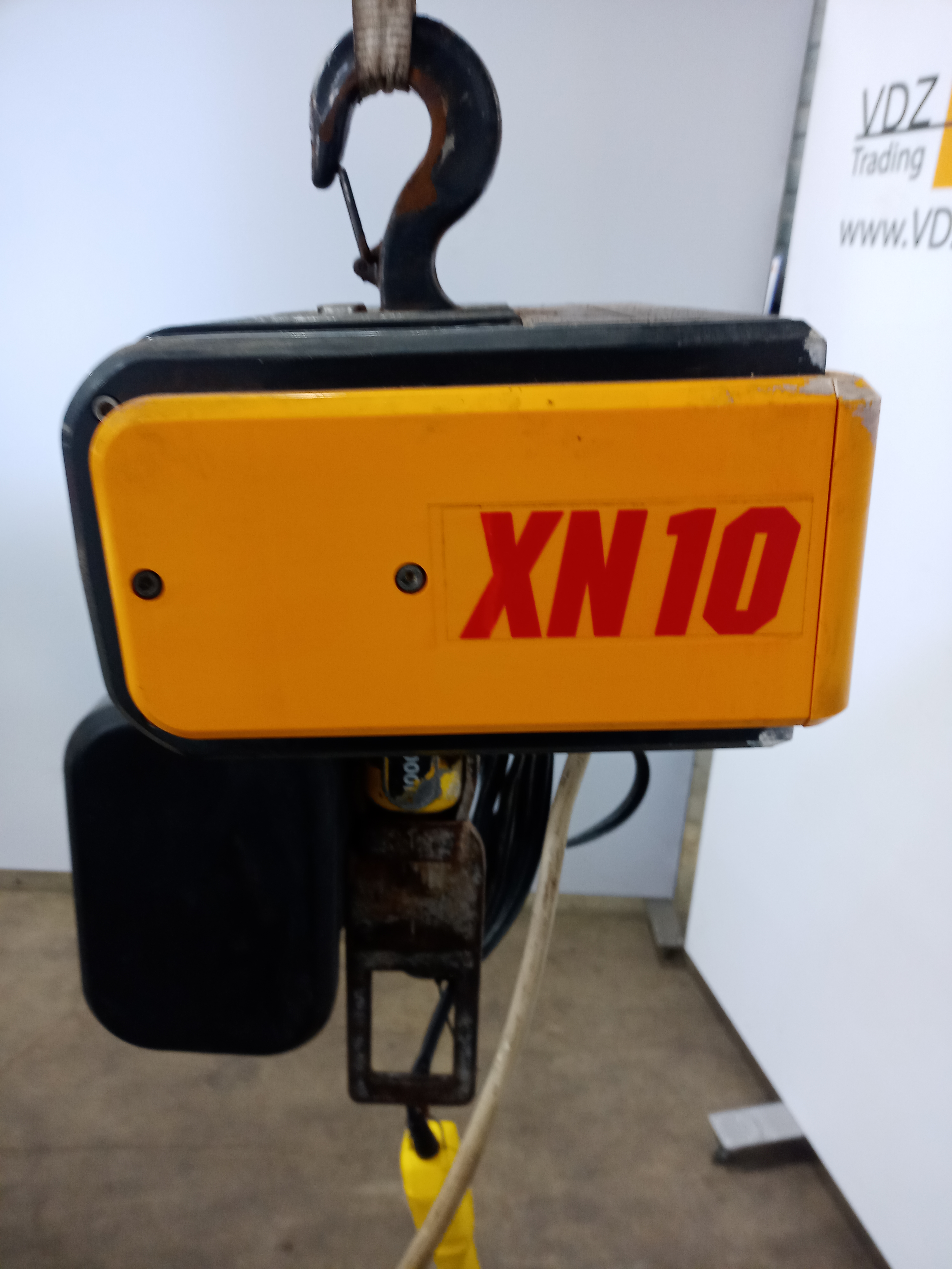 Used Electric chain hoist
