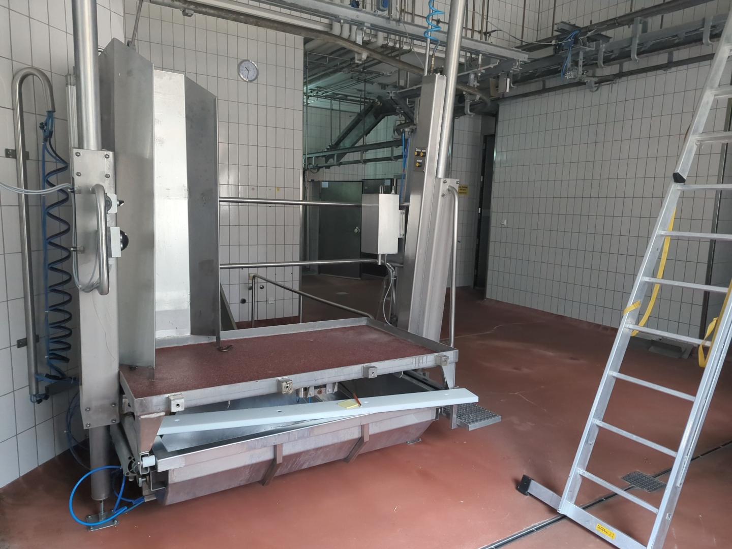 Used Pork and cattle 60 pph or 10 cph - Slaughterhouse