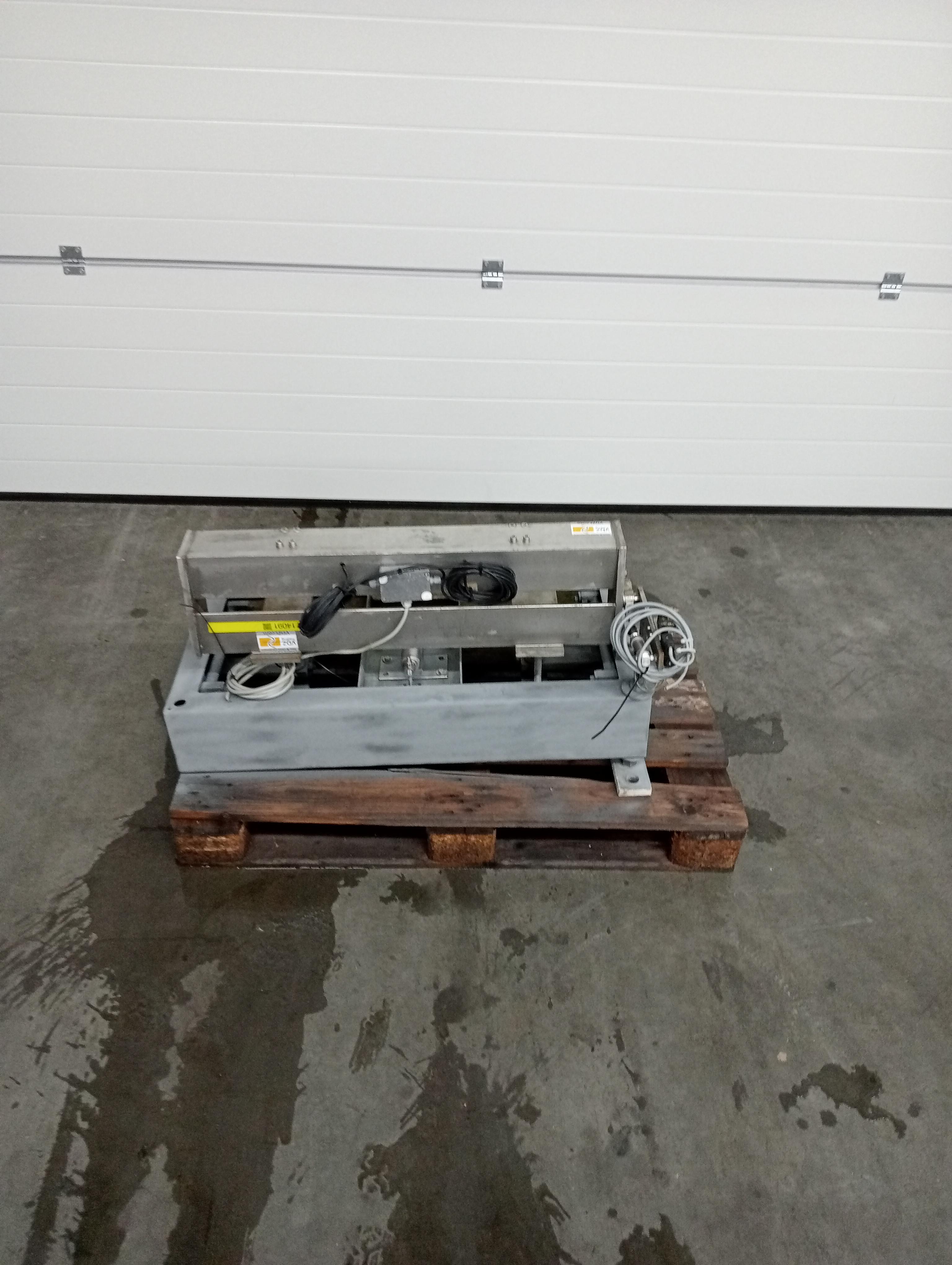 Used Tube Weight scale with indicator