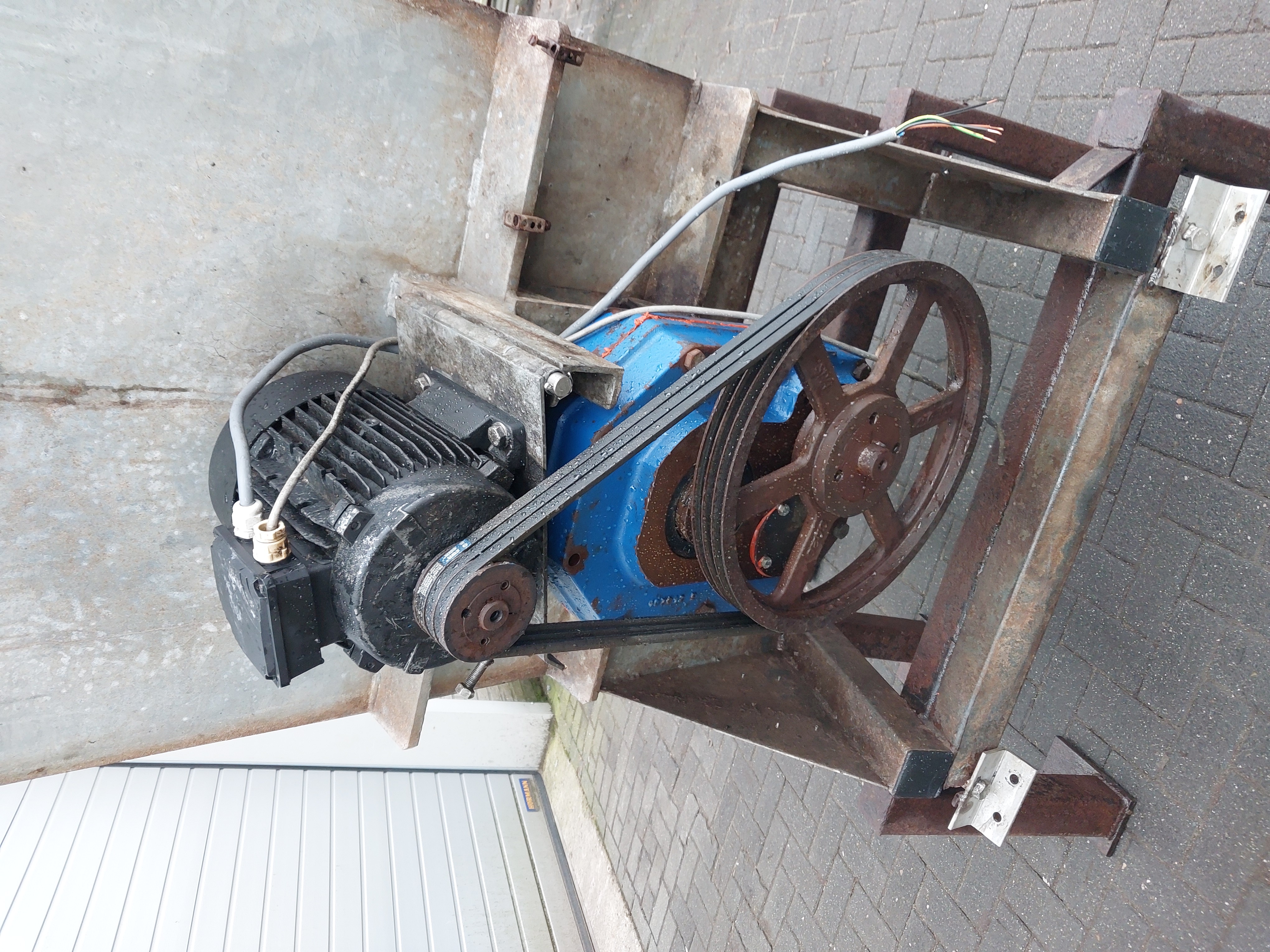 Used Screw press