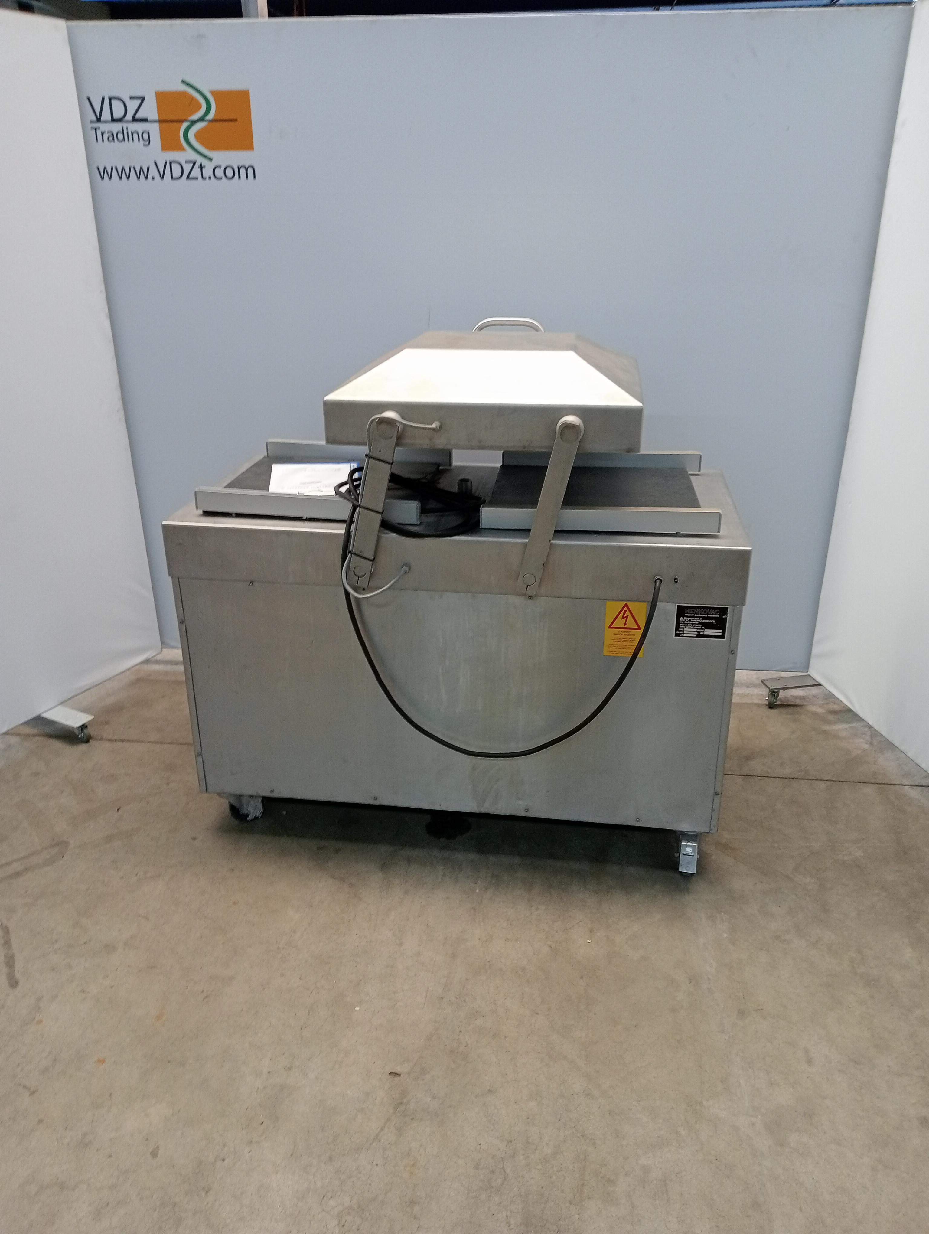 Used Double chamber vaccuum machine