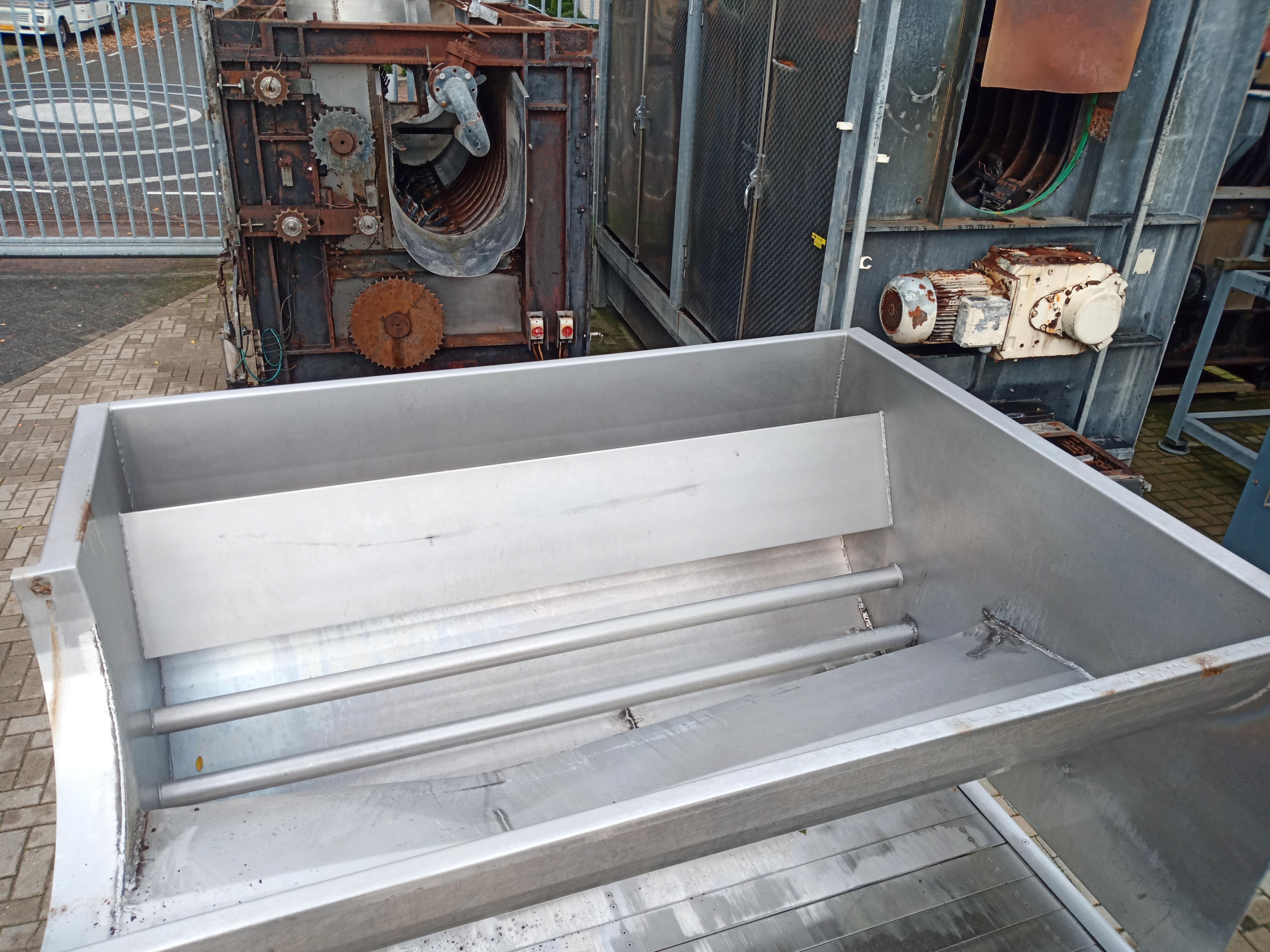 Used Gambrelling table