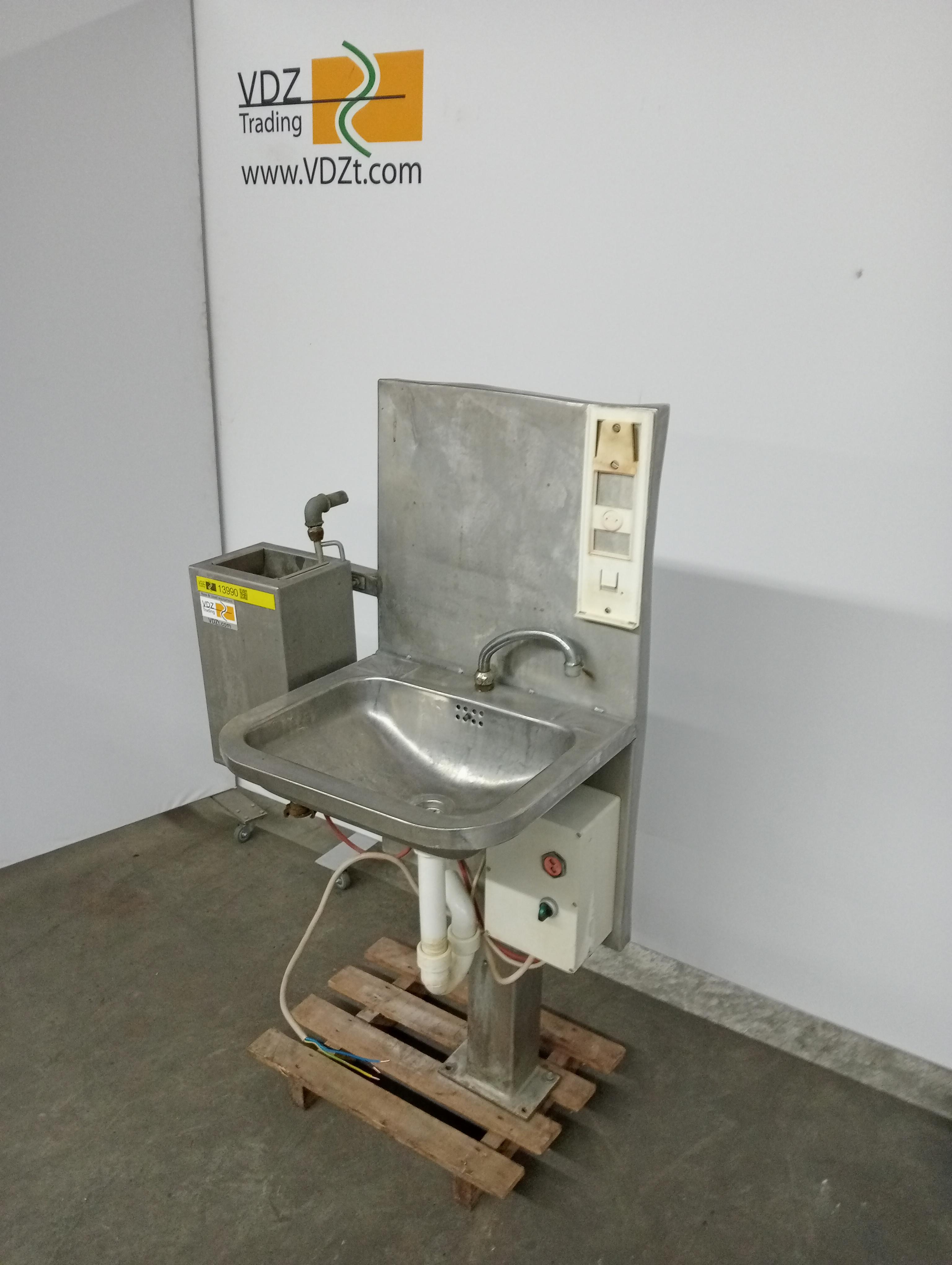 Used Wash basin with sterilizer