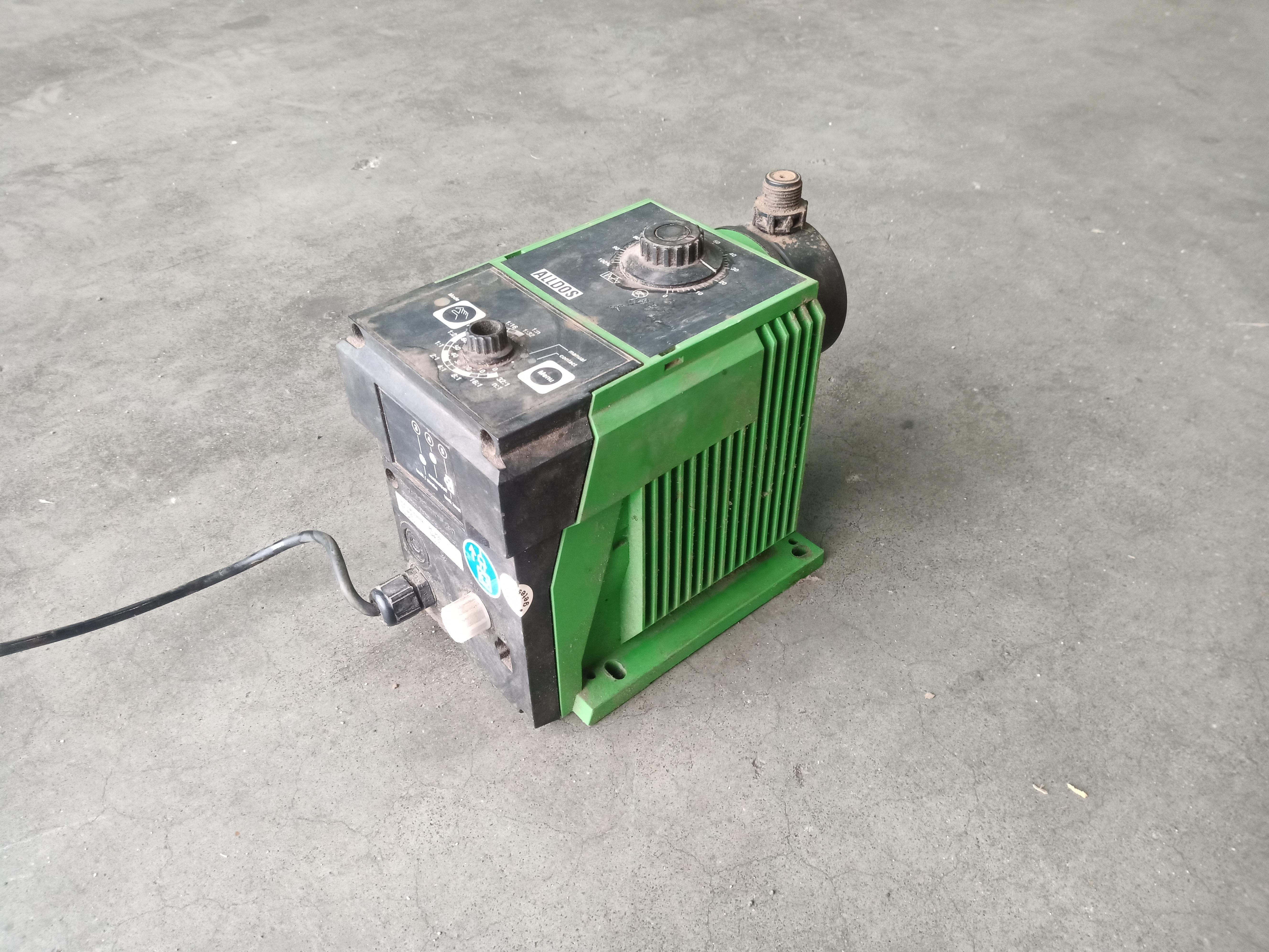 Used Dosing pump