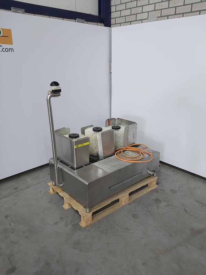 Used Boot washer
