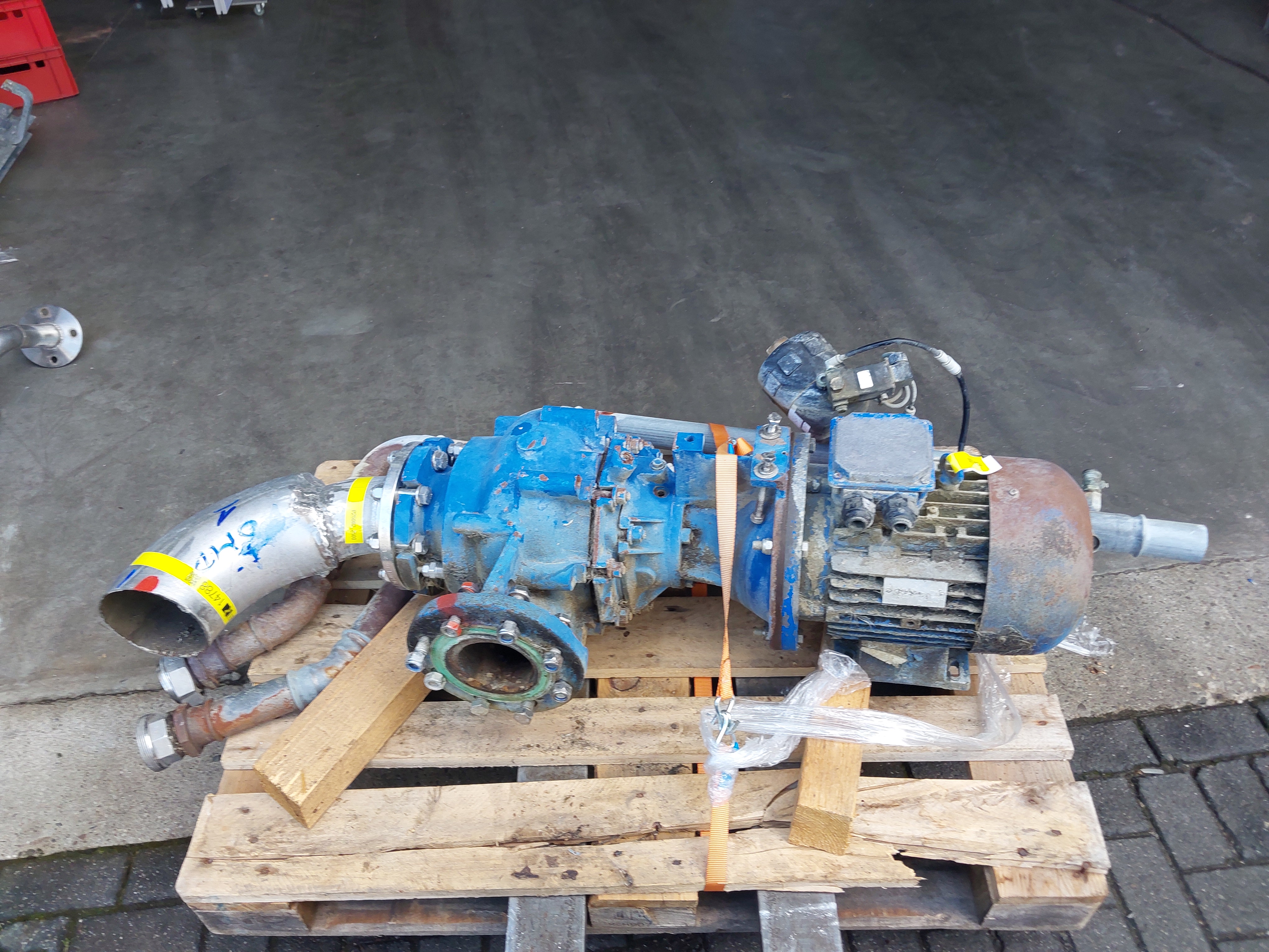 Used U-bar scalding and dehairing machine